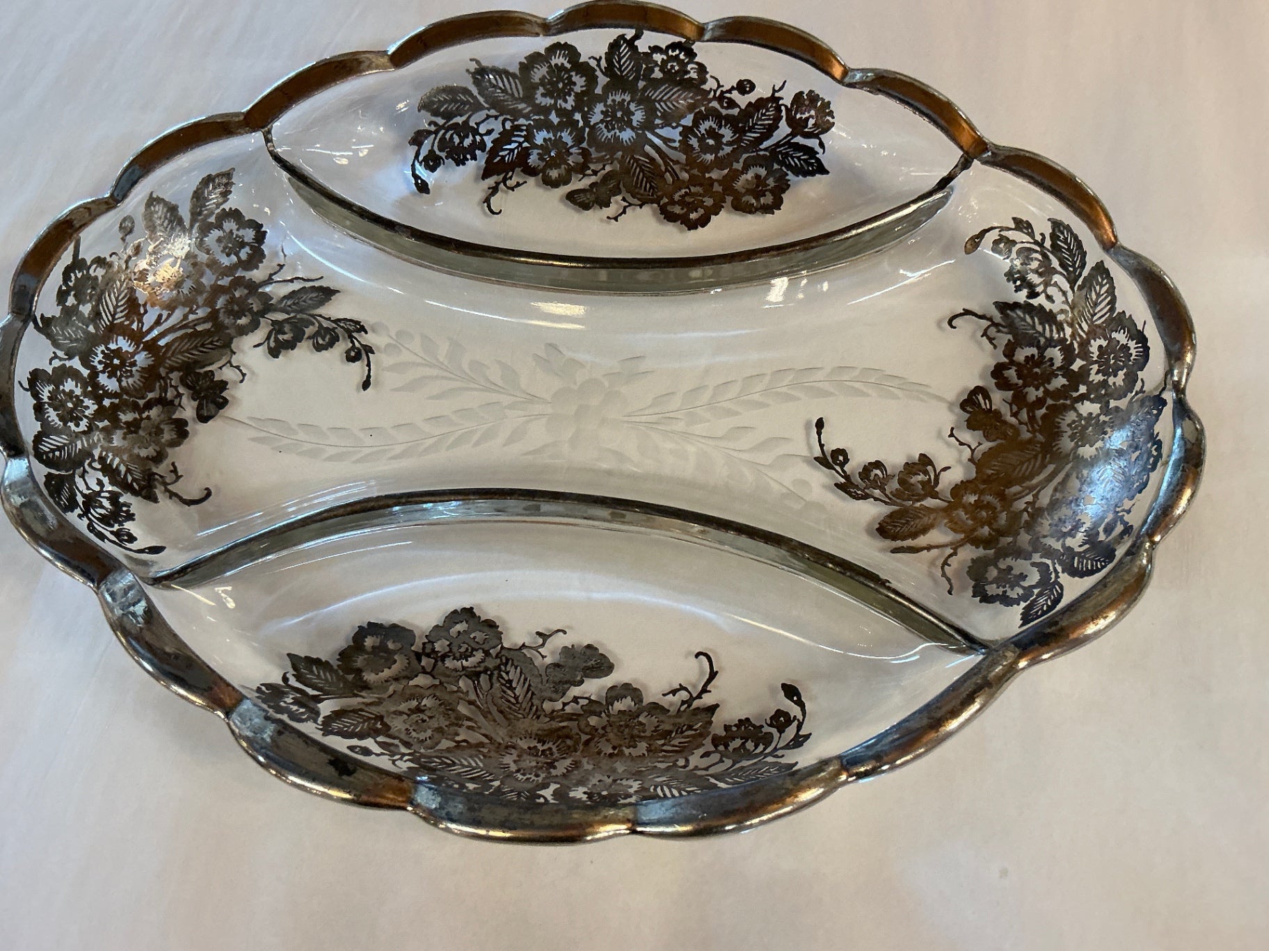 Vintage Silver-Overlay Divided Relish Dish – Floral Bouquet Pattern, c.1940s–1950s