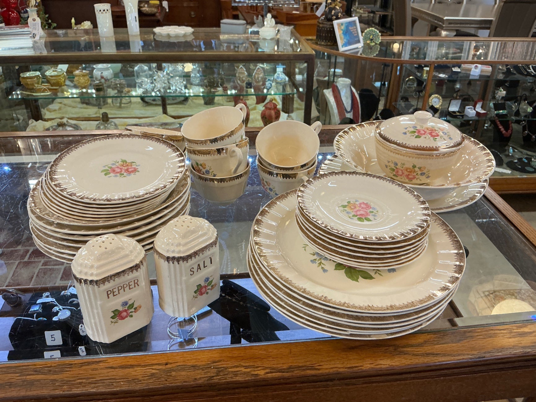 Cronin China Co. “Floral Band” Dinnerware – Service for 7, Minerva, Ohio (c.1930s–1940s)