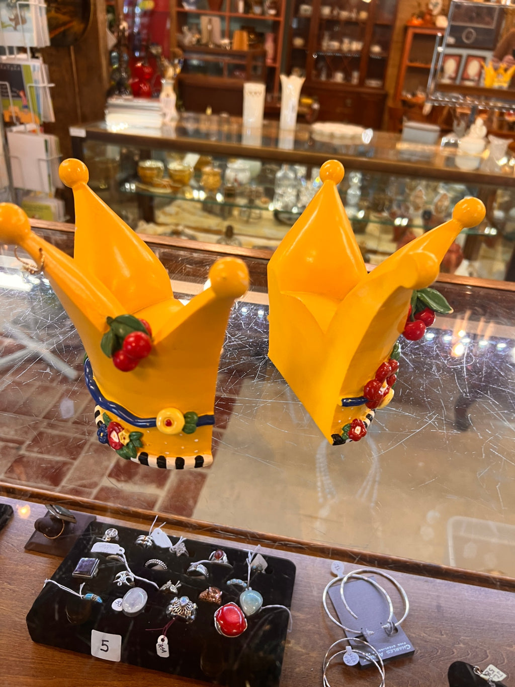 Mary Engelbreit 1999 “Queen Of The Kitchen” Crown Bookends Vintage Apx 6” Tall