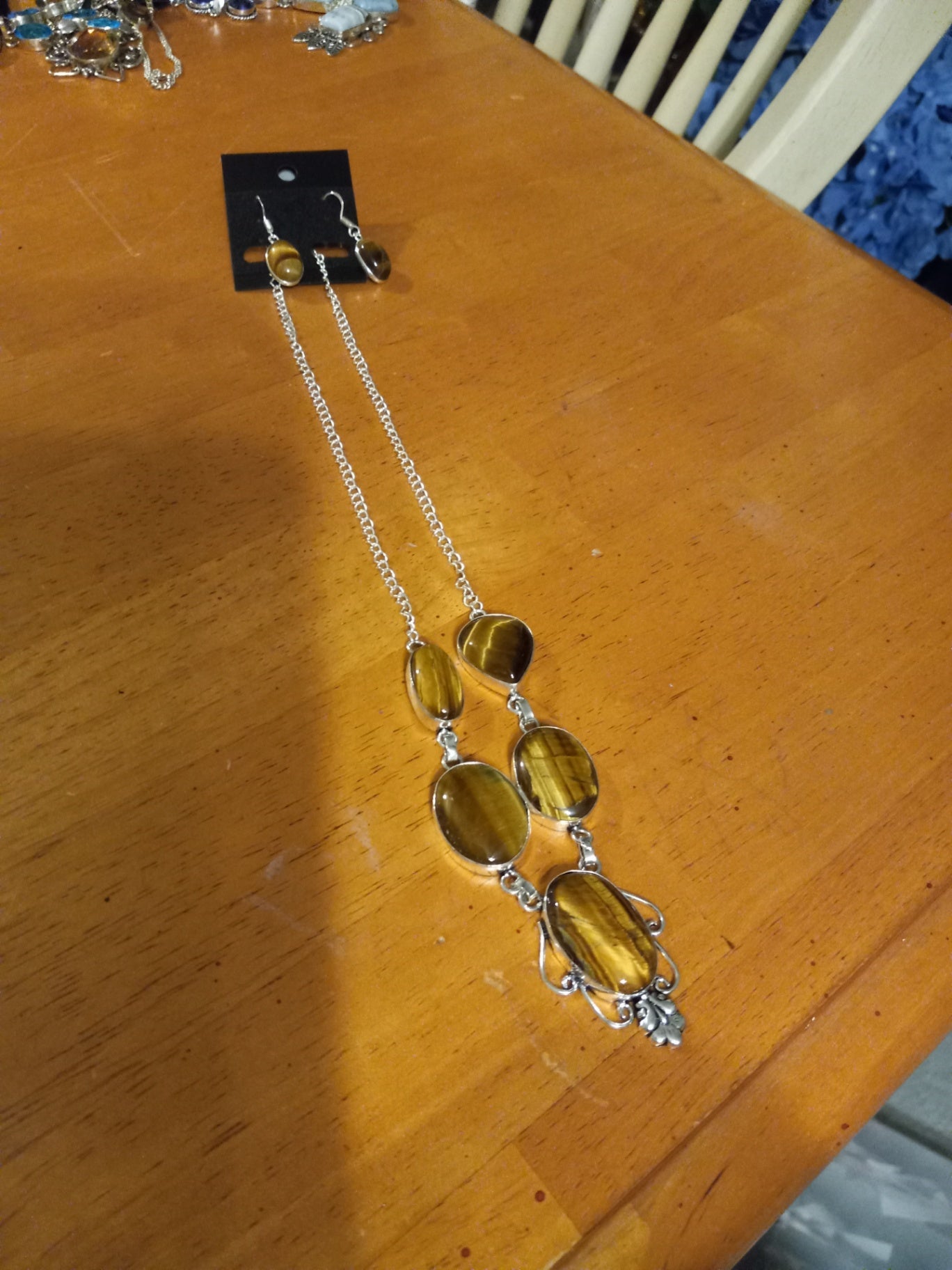 Necklace n earrings tigereye dsc
