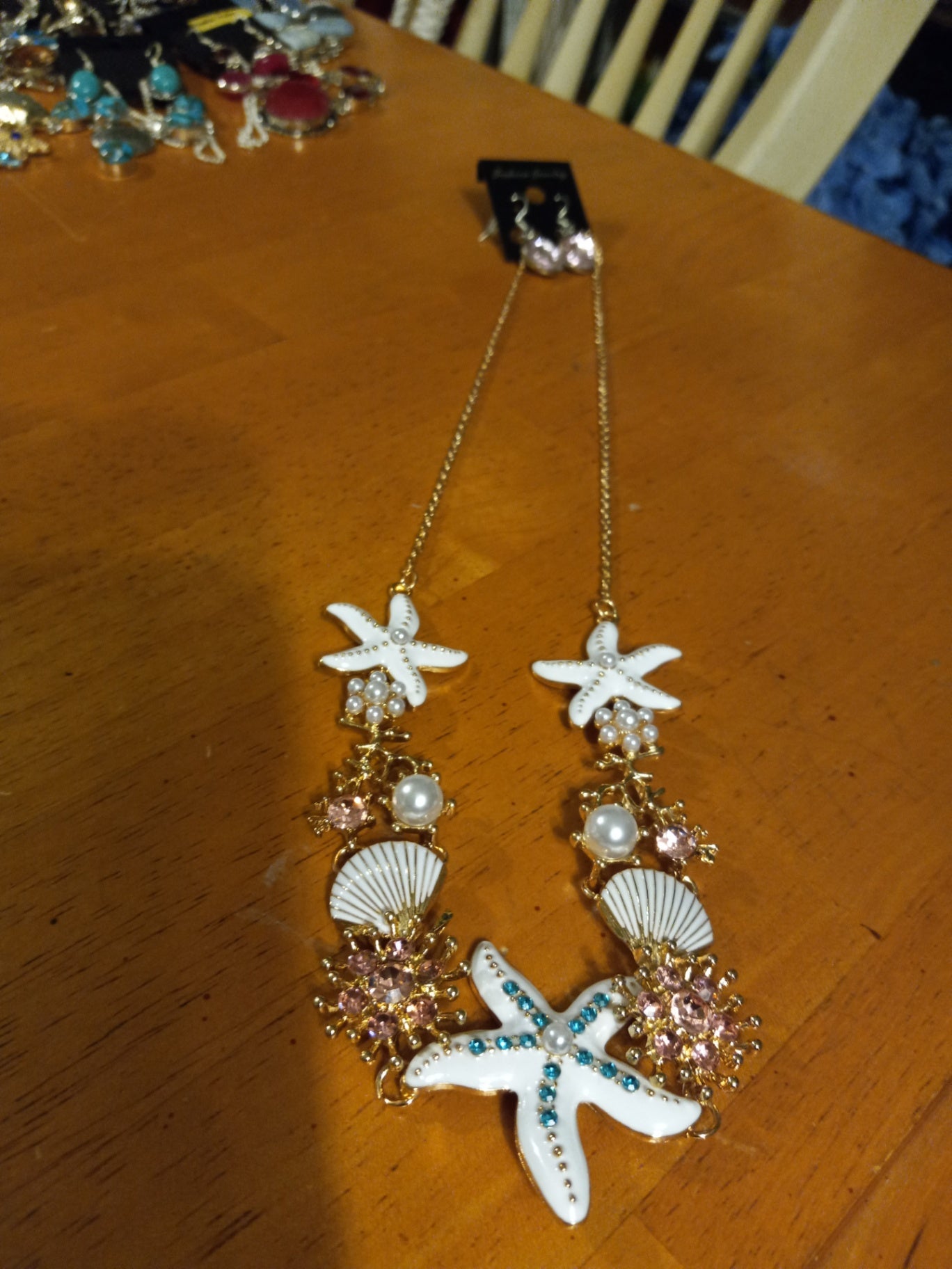 Necklace n earrings WHT starfish dsc