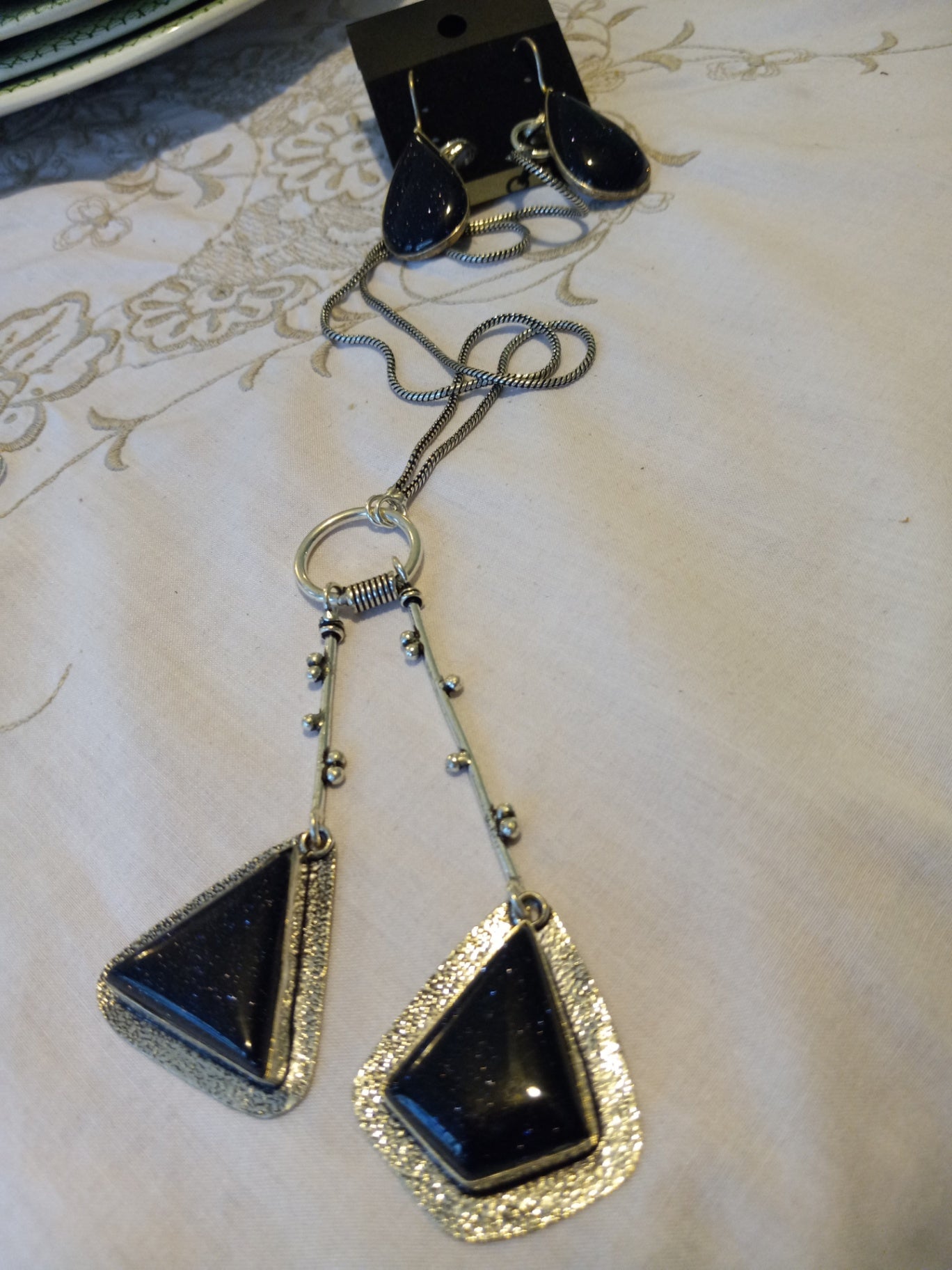 Blk sunstone earrings n necklace dsc