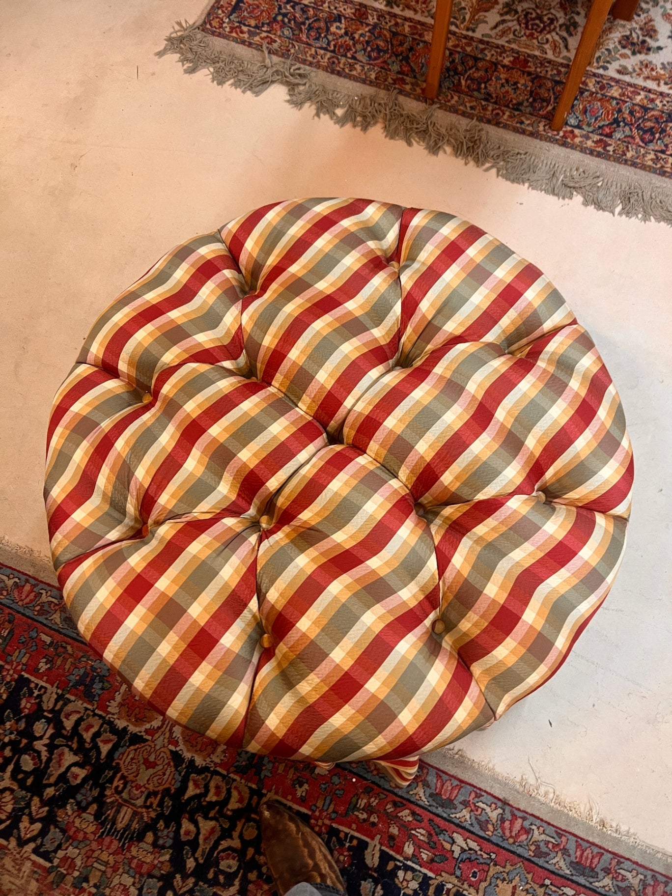 Tufted Skirted Round Ottoman in Classic Plaid Upholstery