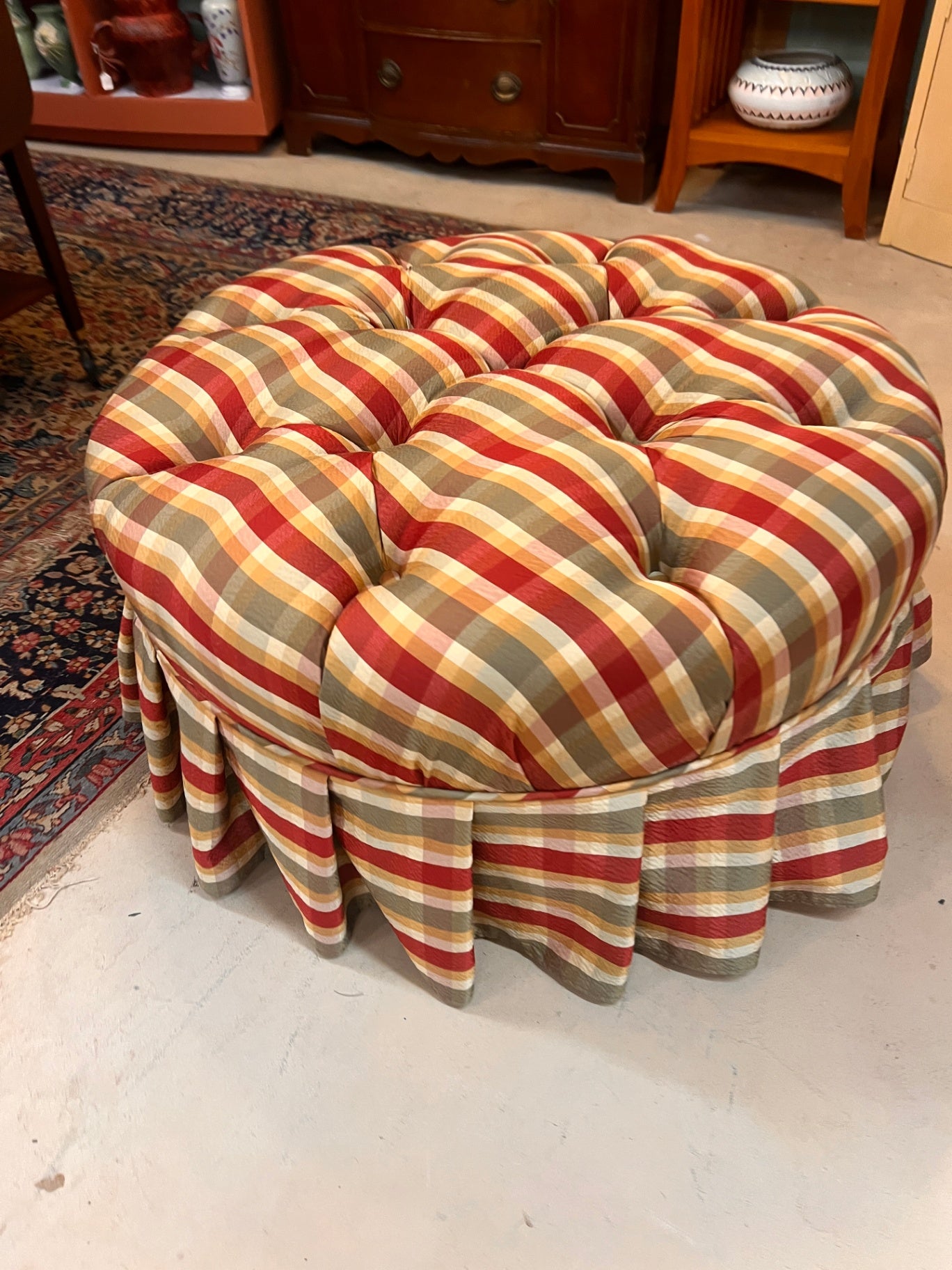 Tufted Skirted Round Ottoman in Classic Plaid Upholstery
