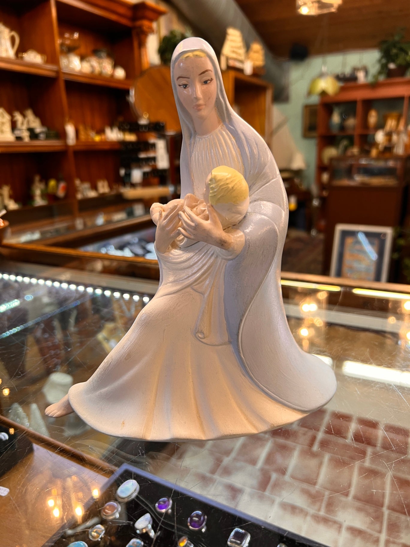 Madonna Mother Virgin Mary & Holy Infant Baby Jesus Ceramic Figurine 8"t Vintage