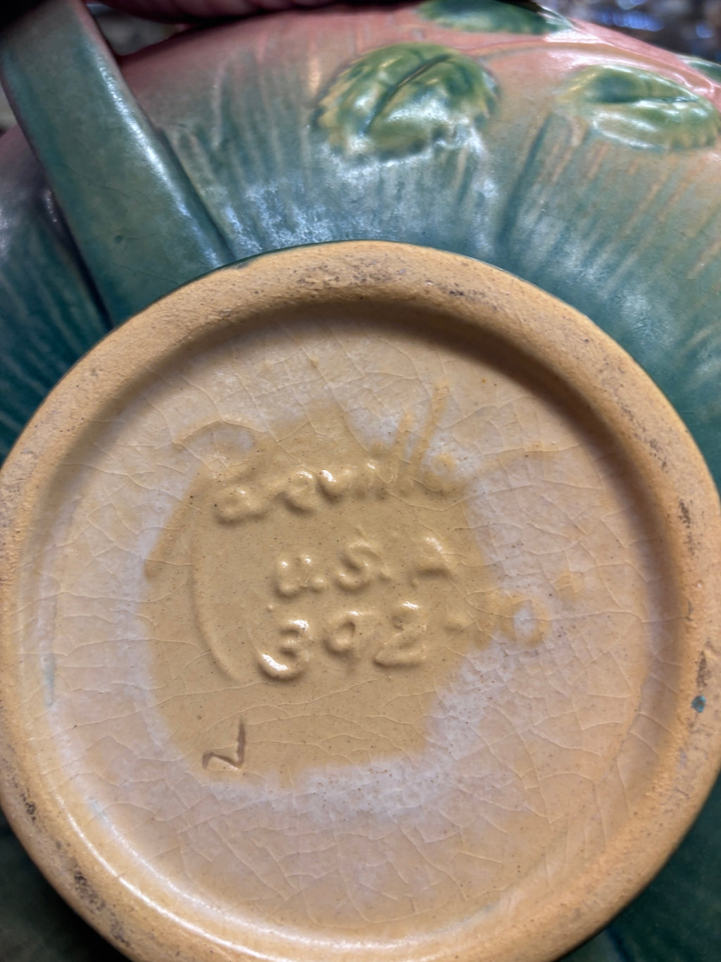 Roseville Pottery bowl in the White Rose