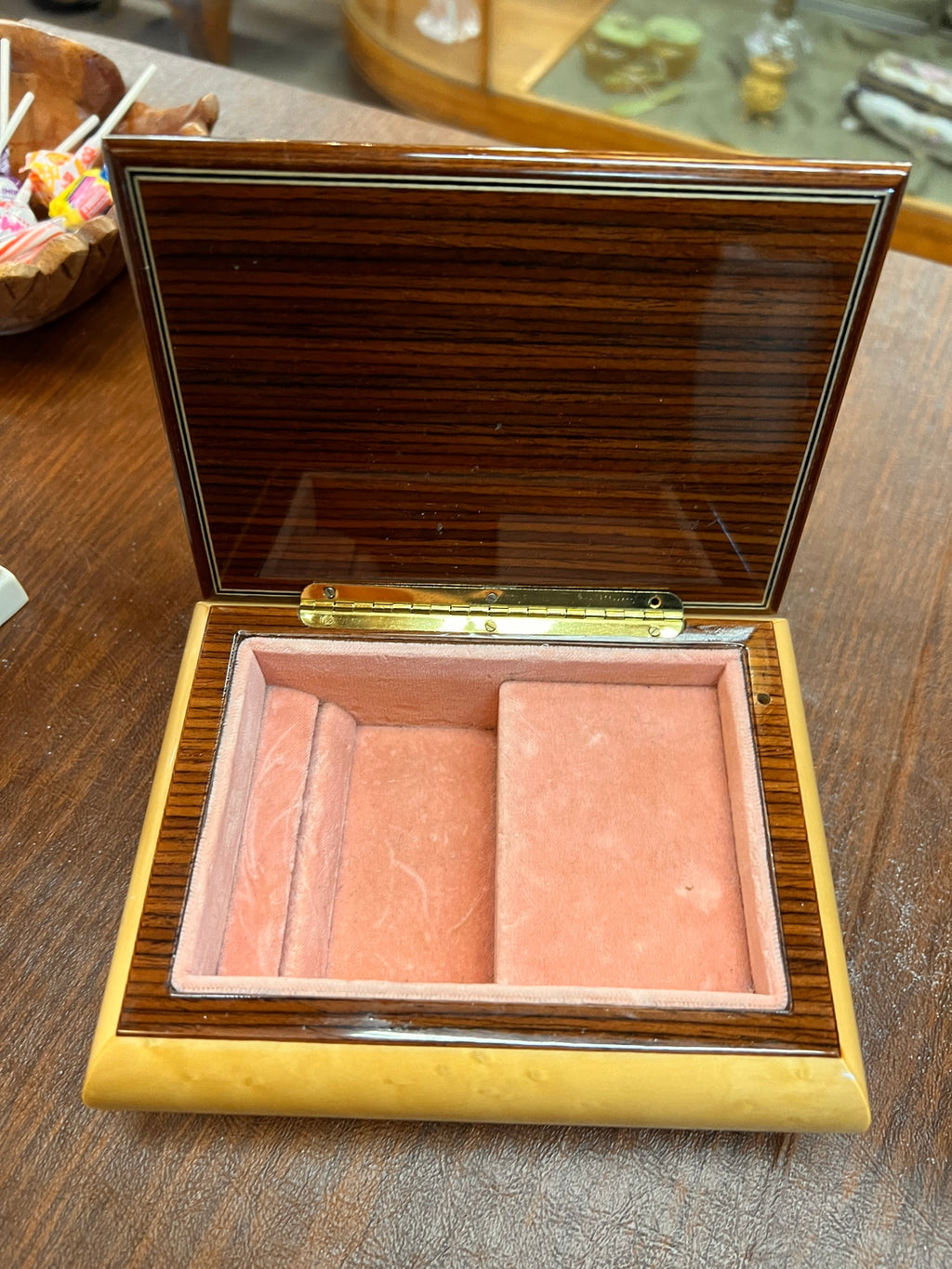 Reuge Chest Music Box Wooden Floral Lorelei