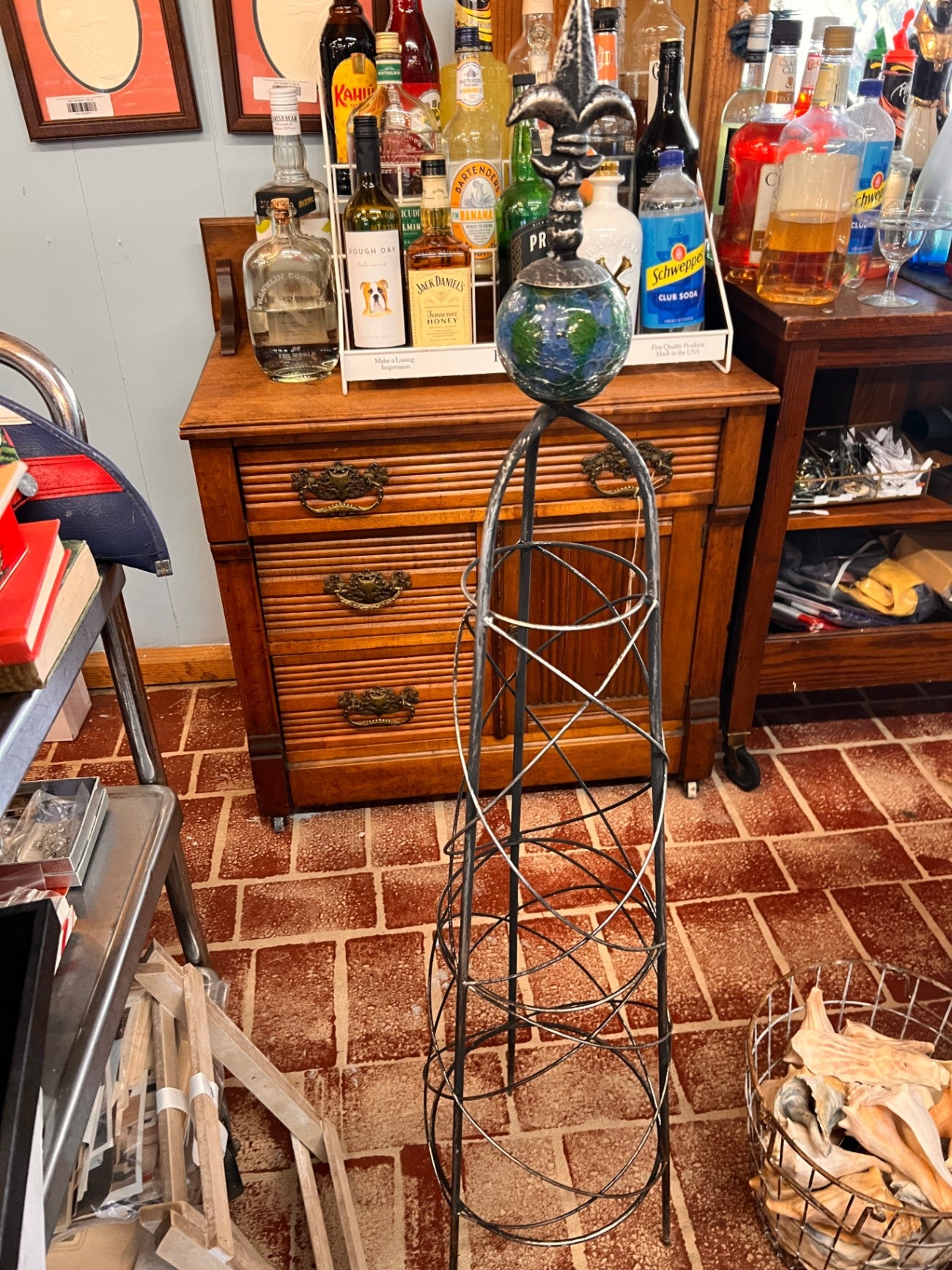 Medium Sphere Wrought Iron Topiary
