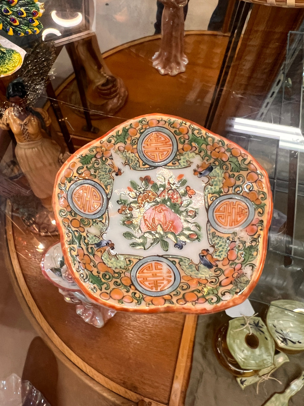 Rose Medalion Collection