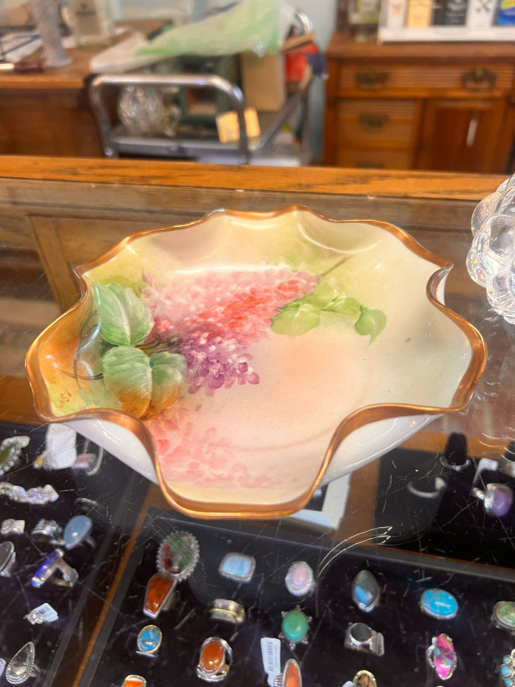 1930s Ginori hand-painted porcelain bowl