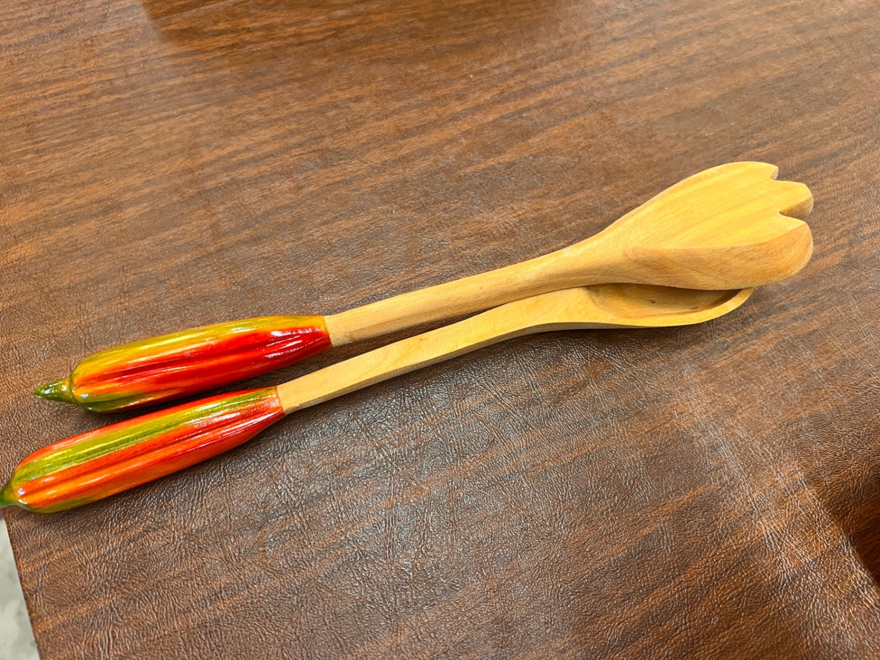 Hollon Salad Servers Hand Crafted Wood Salad Serving Set, 'Red Chili Pepper'