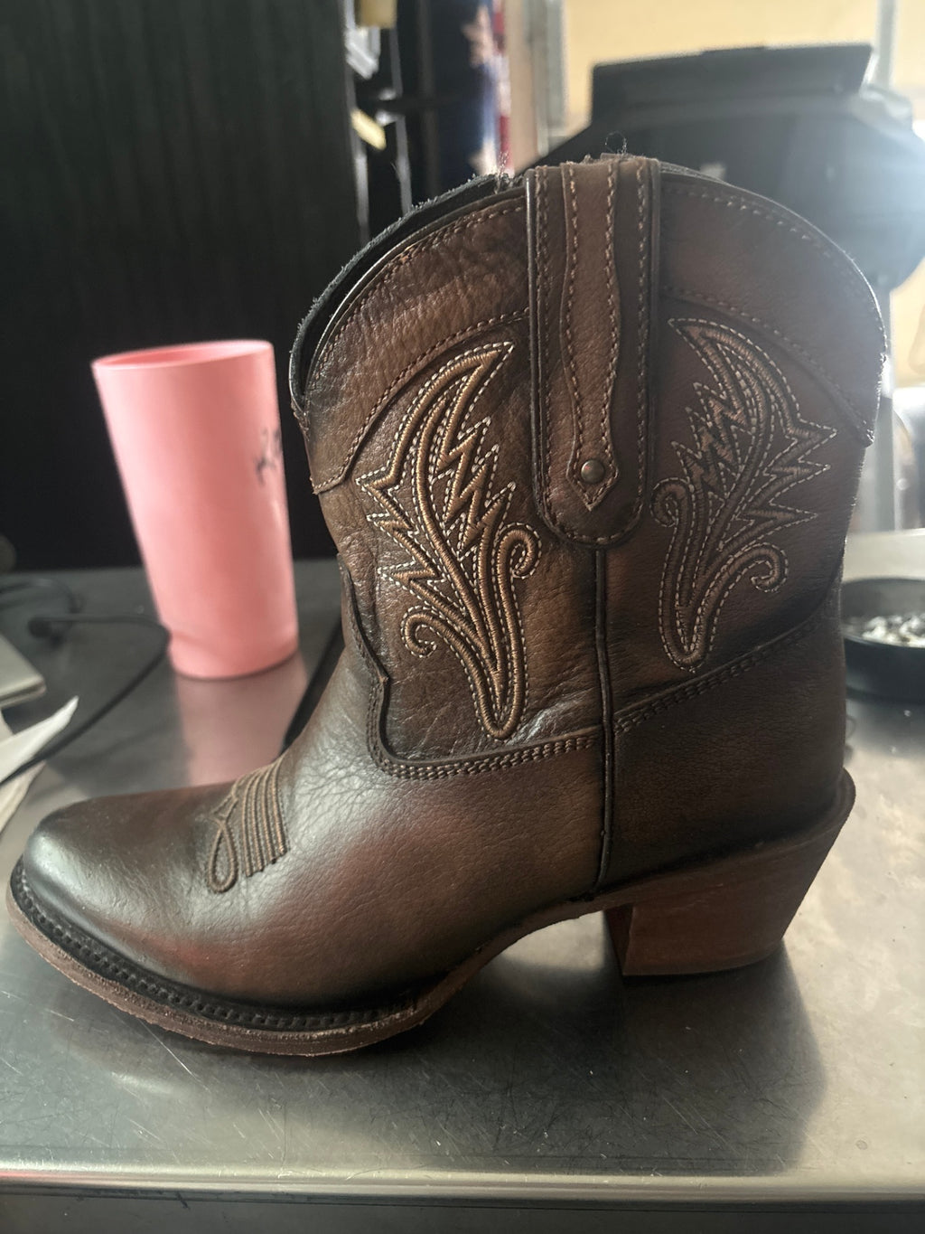 Size 9 J.B. Dillon Reserve Senna women's brown western-style R-toe ankle bootie