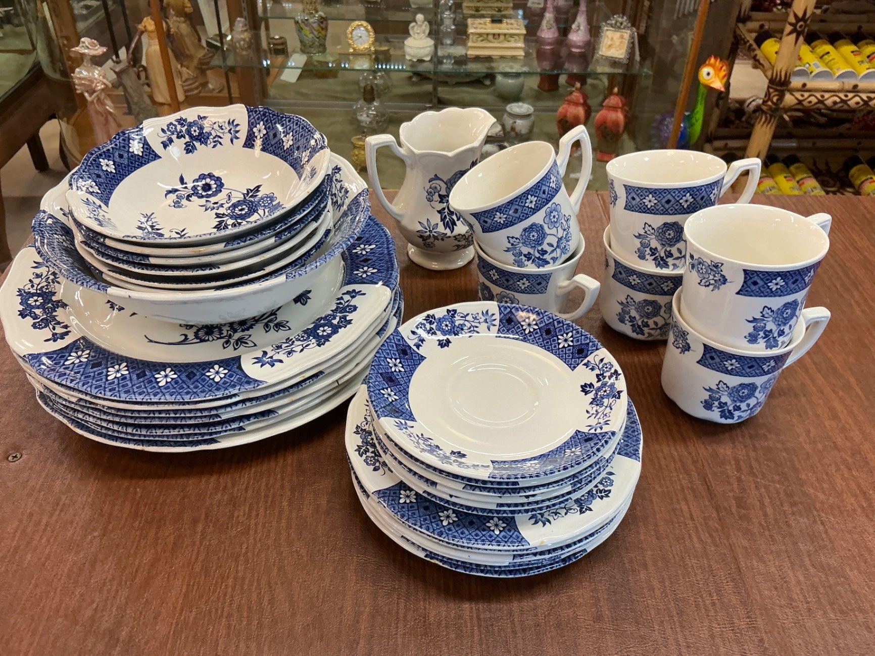 Royal Staffordshire Place setting for 6