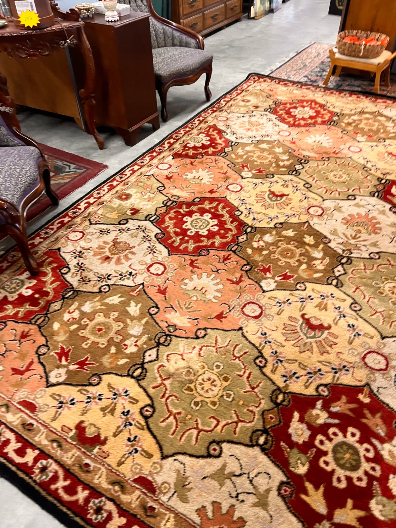 Surya Caesar Collection Wool Area Rug – CAE-1034 – 9' x 12' – Traditional Medallion Design