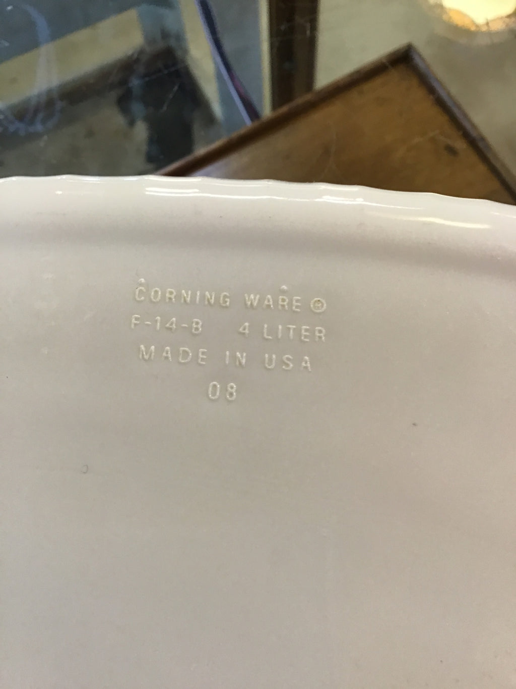 Corning Ware White 2.8 Lite Oval Casserole