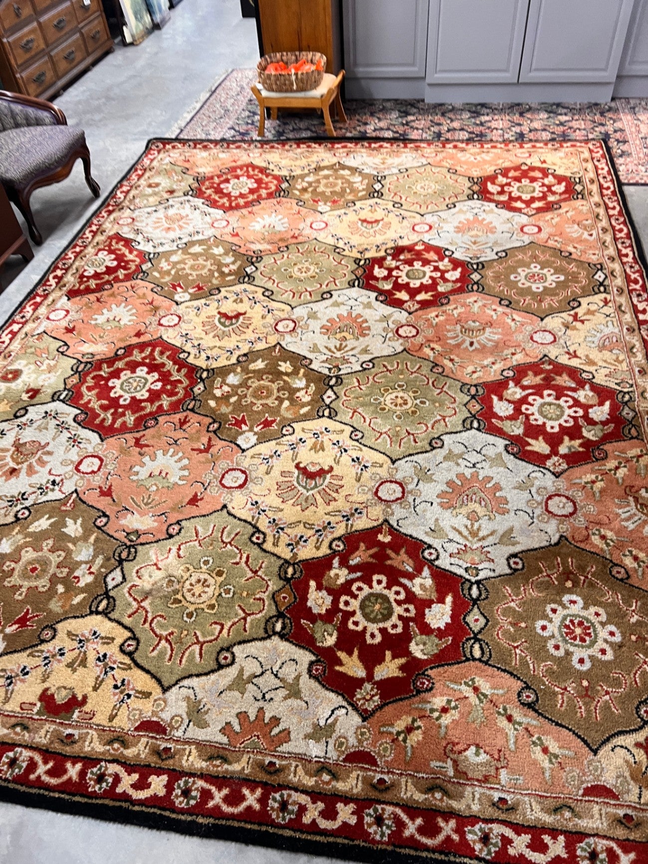 Surya Caesar Collection Wool Area Rug – CAE-1034 – 9' x 12' – Traditional Medallion Design