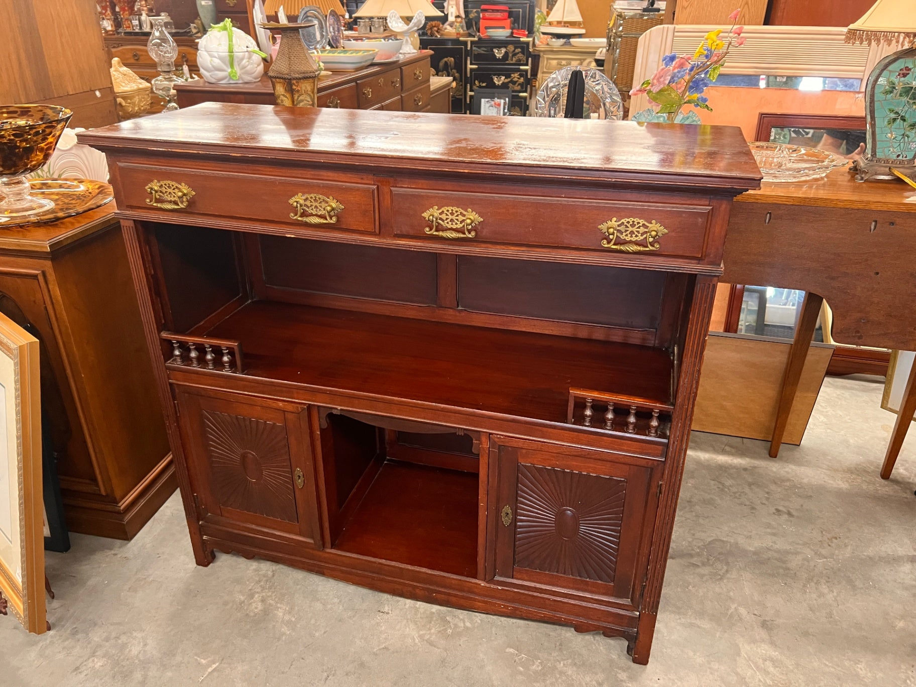 Sideboard