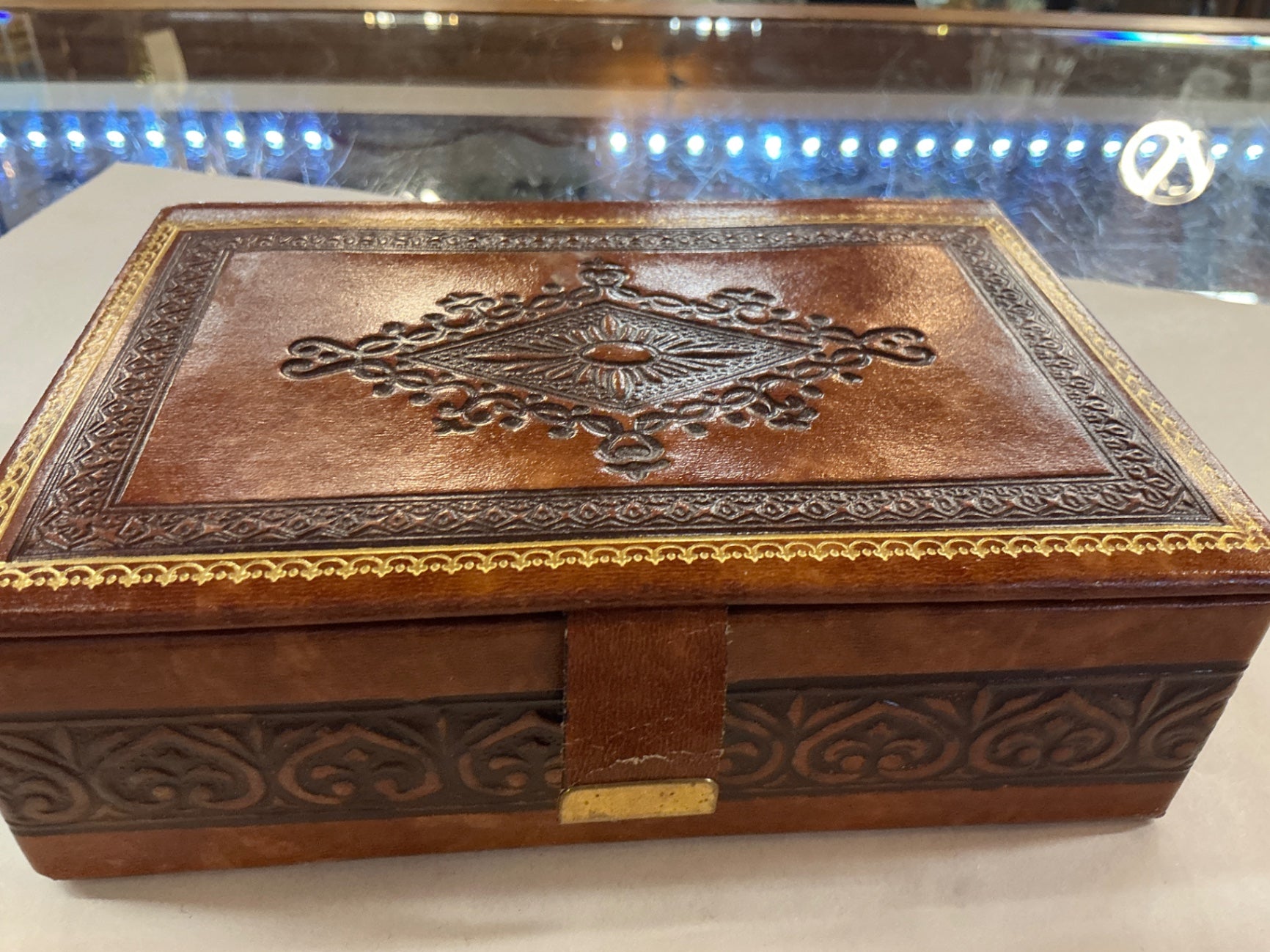 Vintage Tooled Leather Jewelry / Keepsake Box with Gilt Trim