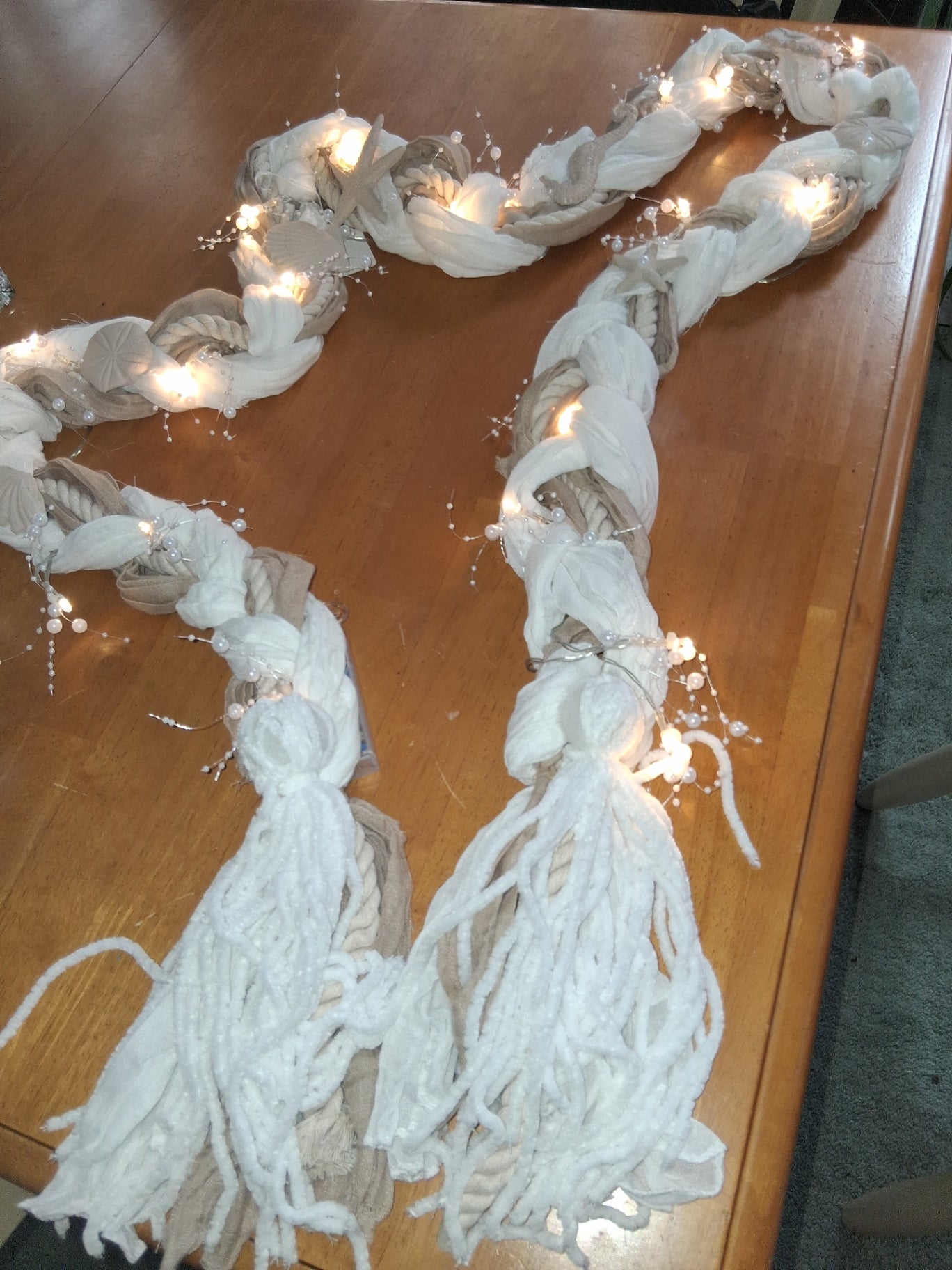 Sea garland 6ft tan dsc