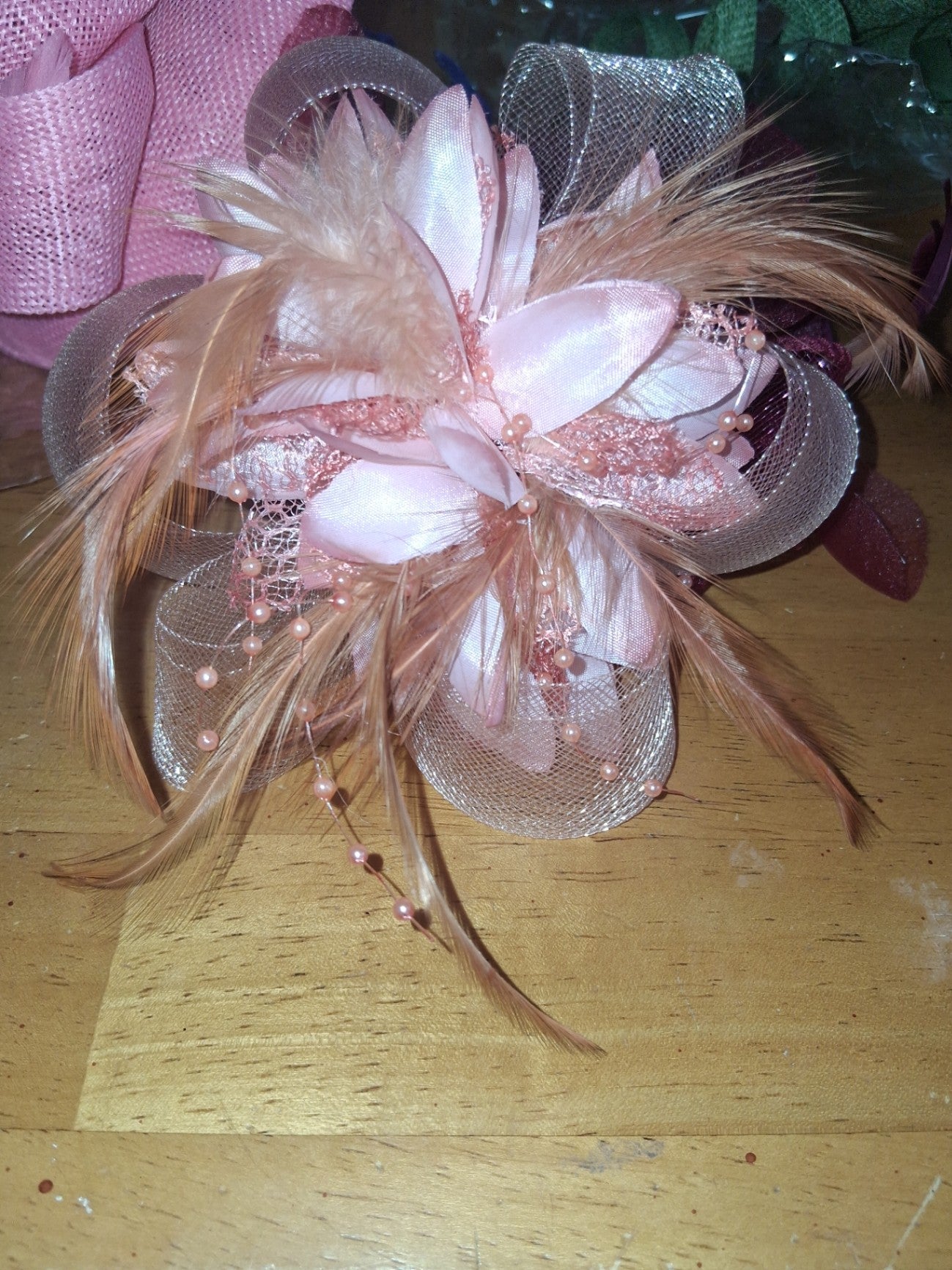 Fascinator peach dsc