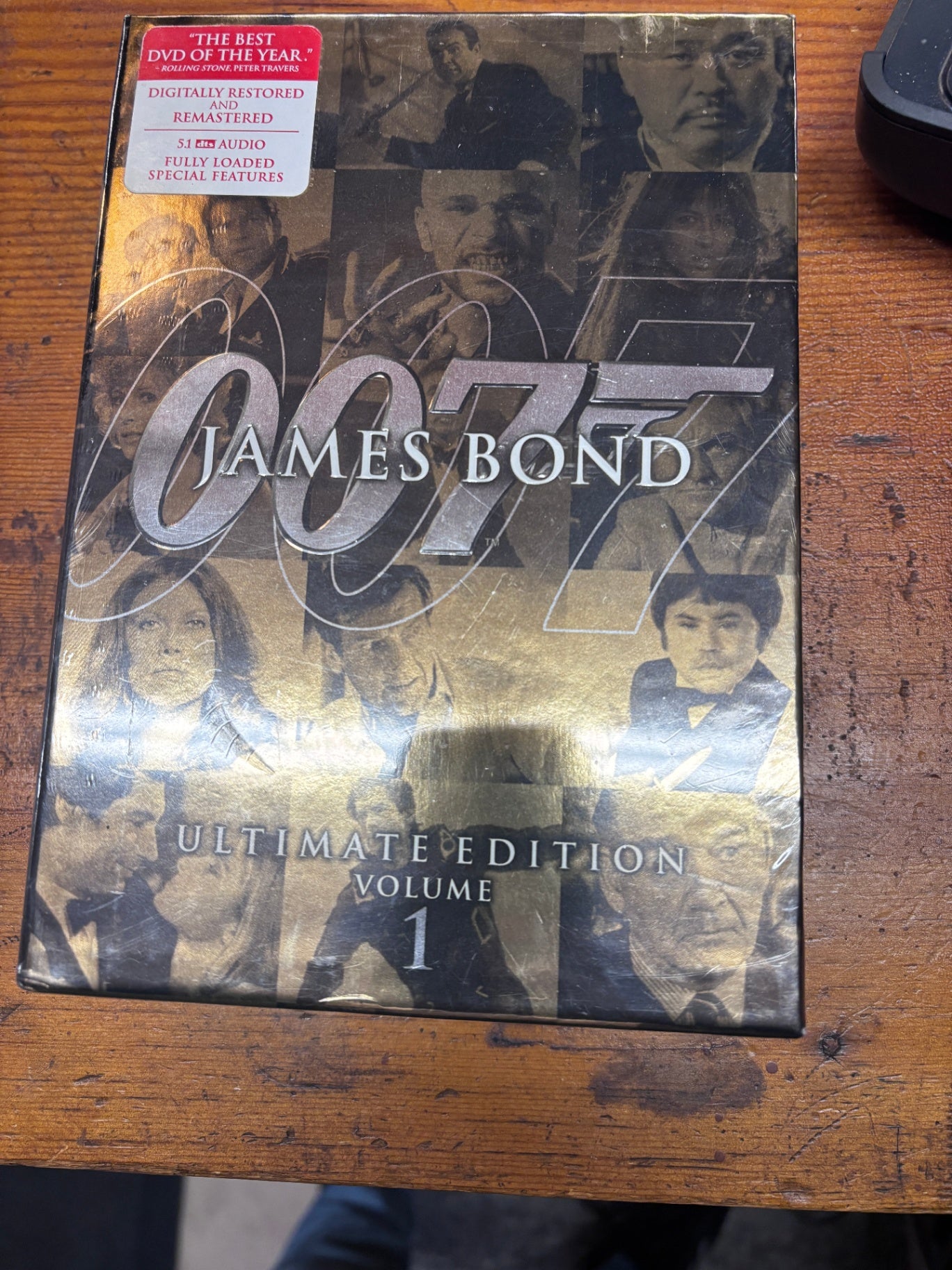  James Bond Ultimate Edition Volume Unopened