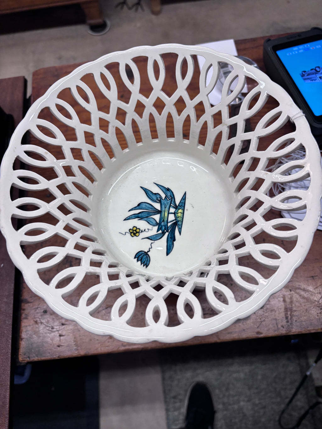 Italian ceramic pedestal basket/fruit bowl