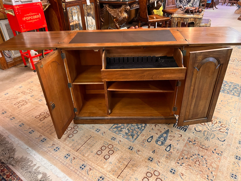 Pennsylvania House Solid Cherry Traditional Style Flip Top Server Buffet on Wheels 38Lx18Wx31H