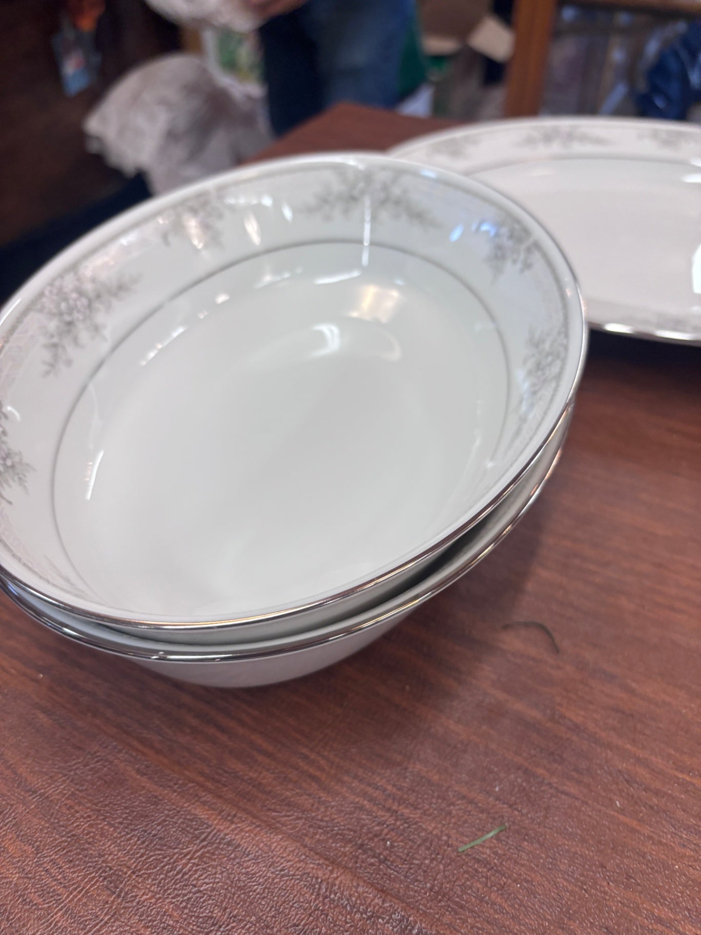 Noritake Sweet Lelanai Set of 12 