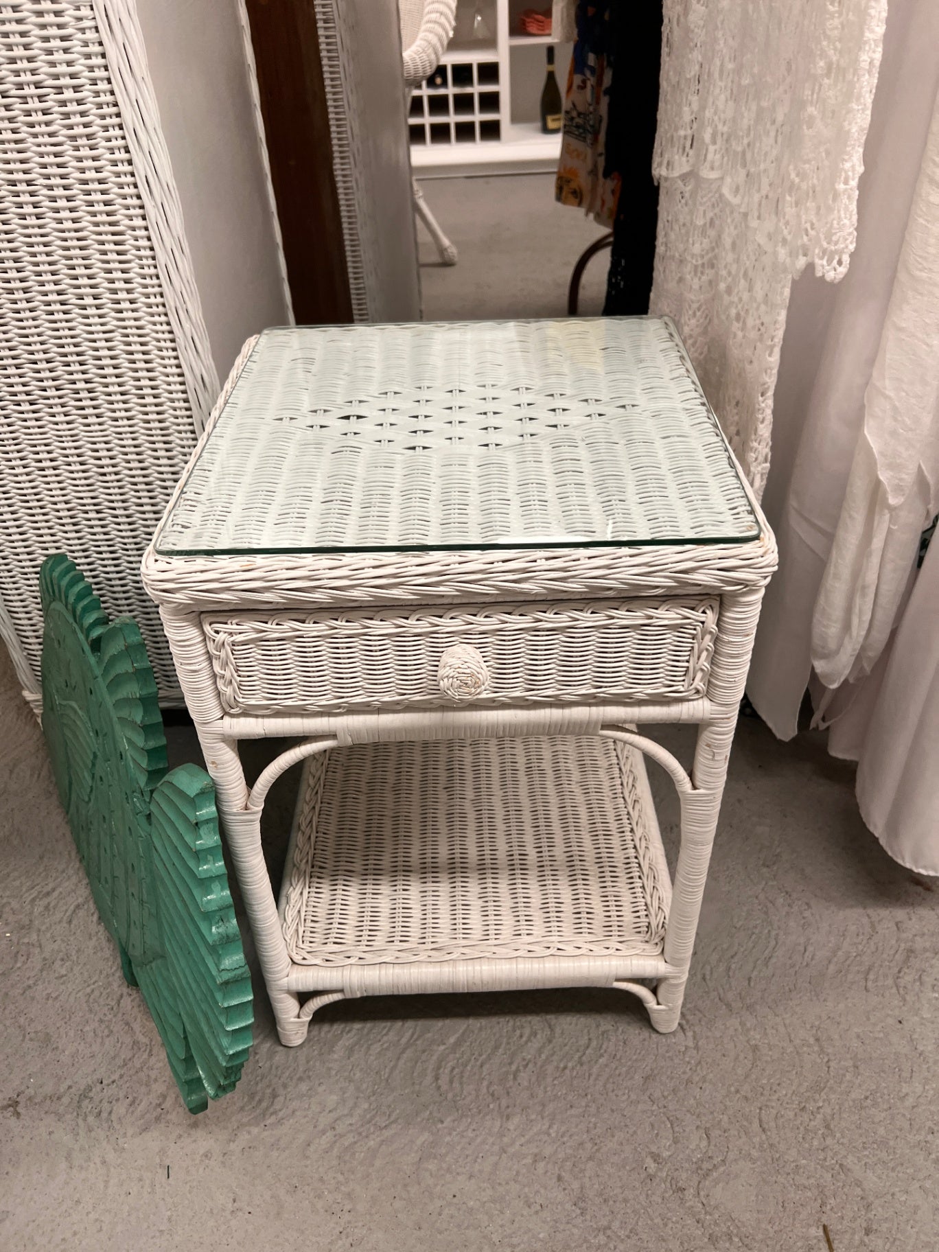White Wicker Side Table With Drawer