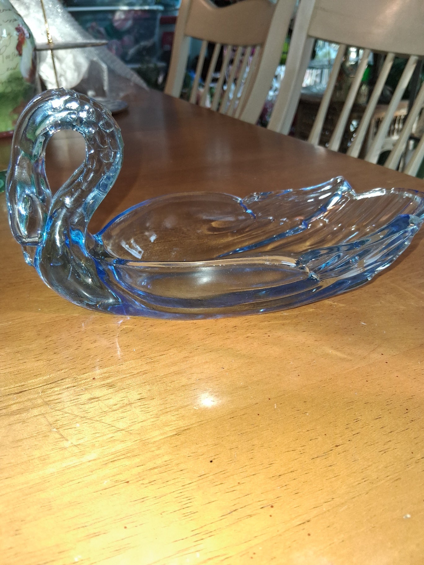 Blue glass swan dsc