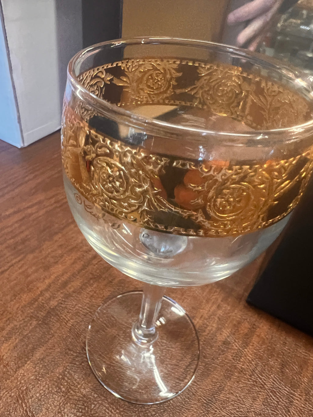 Vintage Culver 22K Gold Encrusted Champagne Coupes – Set of 4 Ornate Floral Scroll Stemware – Hollywood Regency Barware