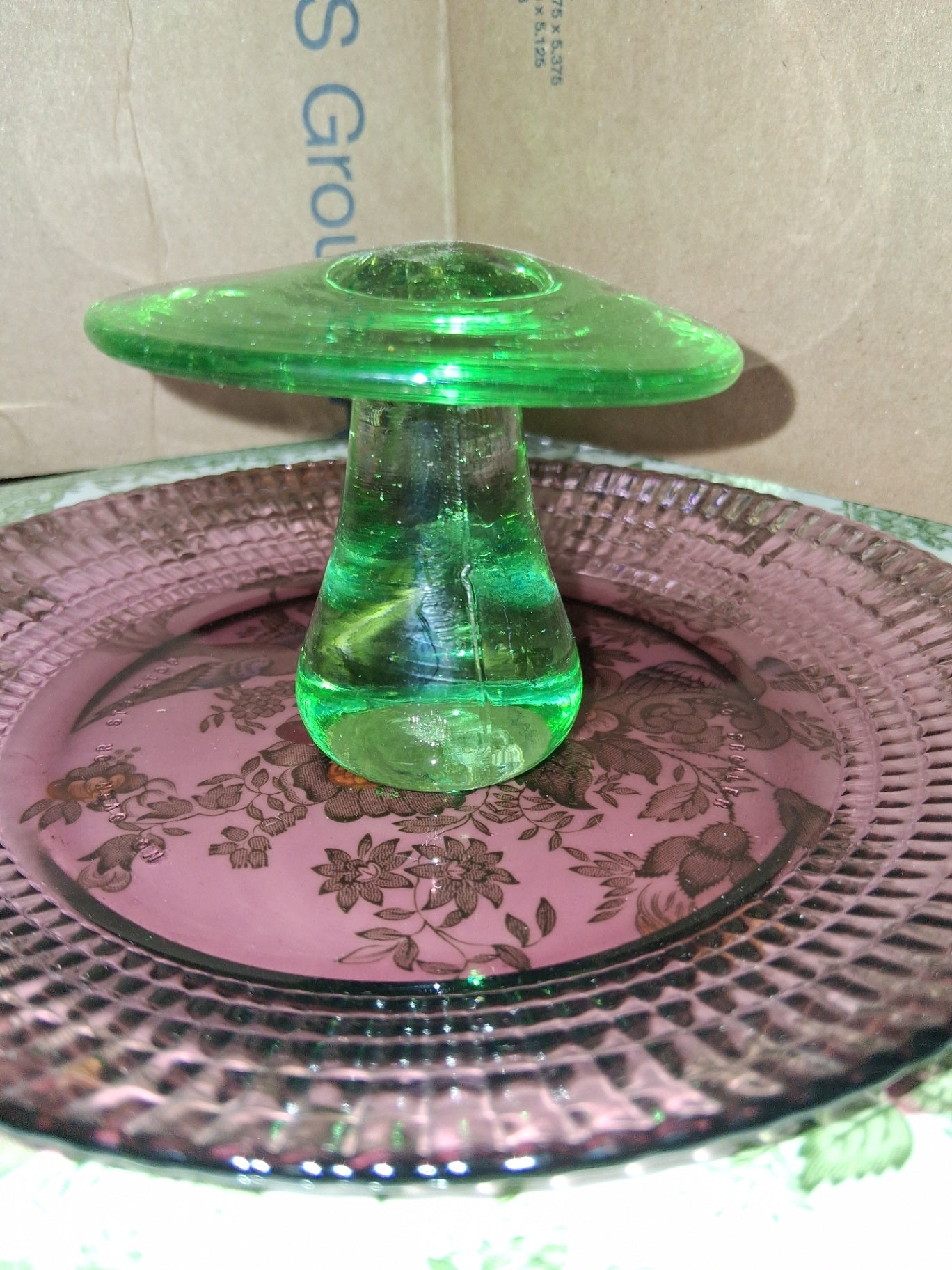 Mushroom grn glass