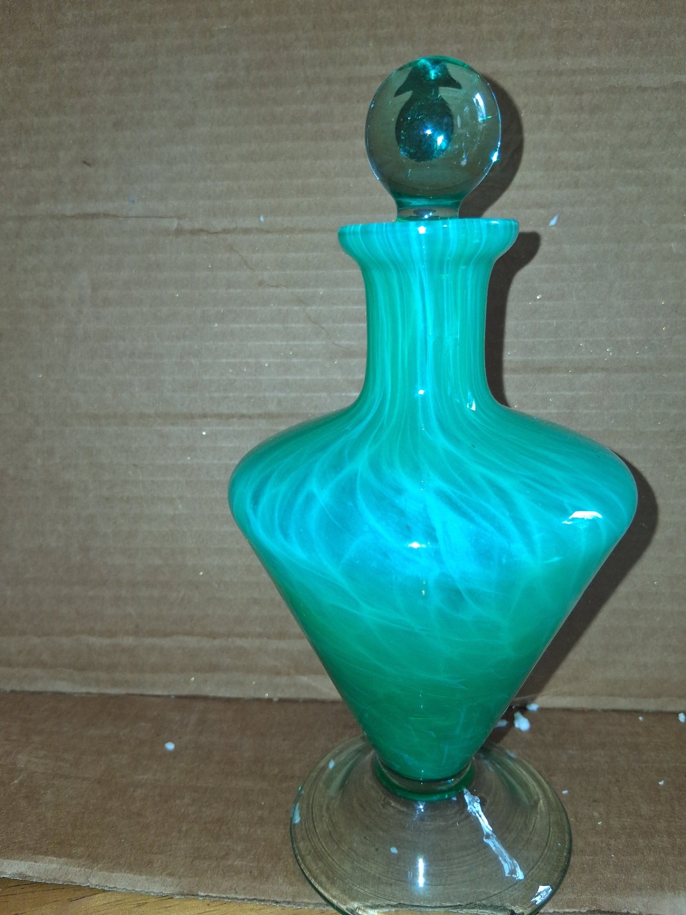Murano style grn bottle dsc