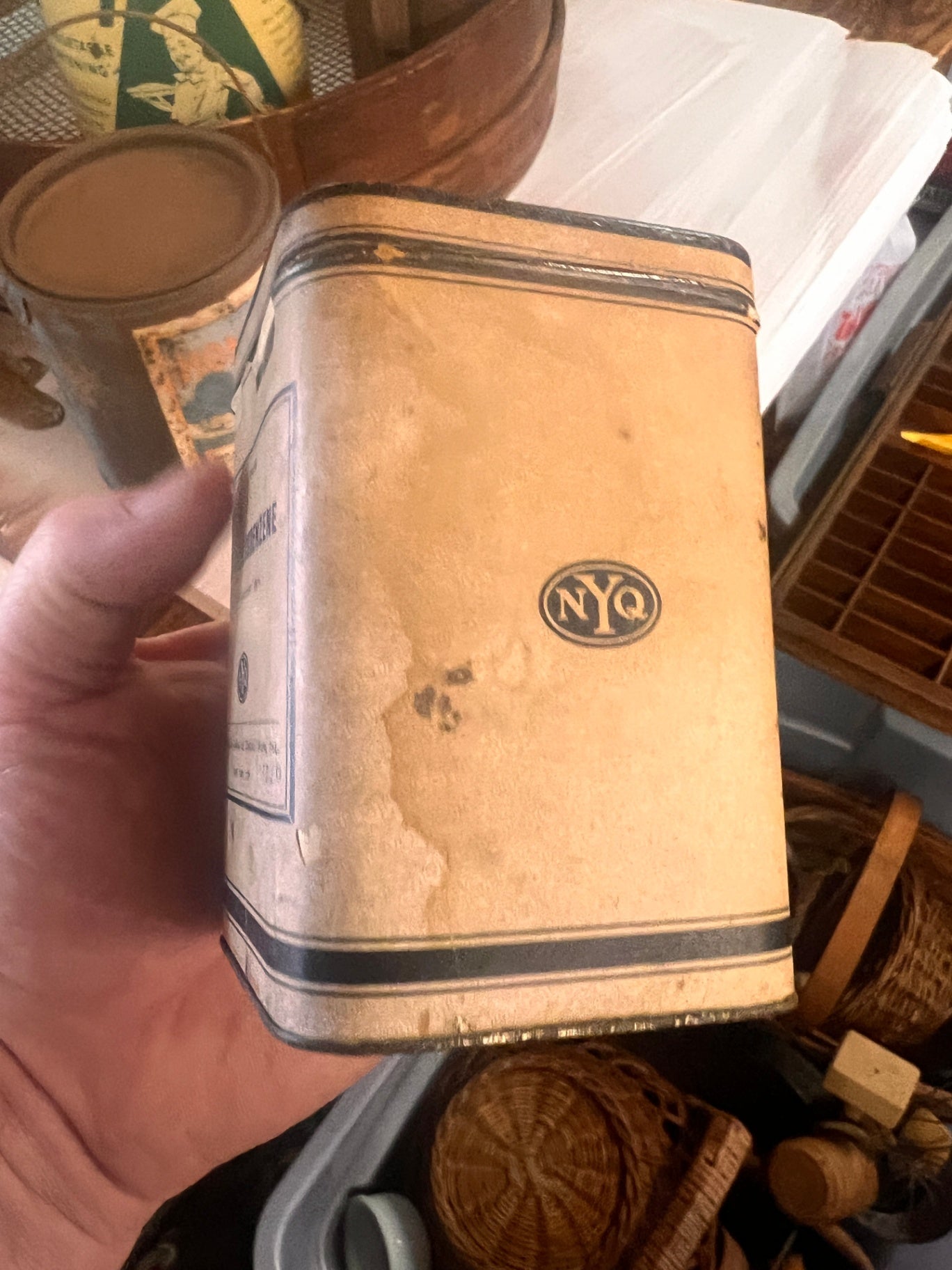 Vintage Paradichlorbenzene Chemical Tin – New York Quinine & Chemical Works NYC – Antique Moth Crystal Container