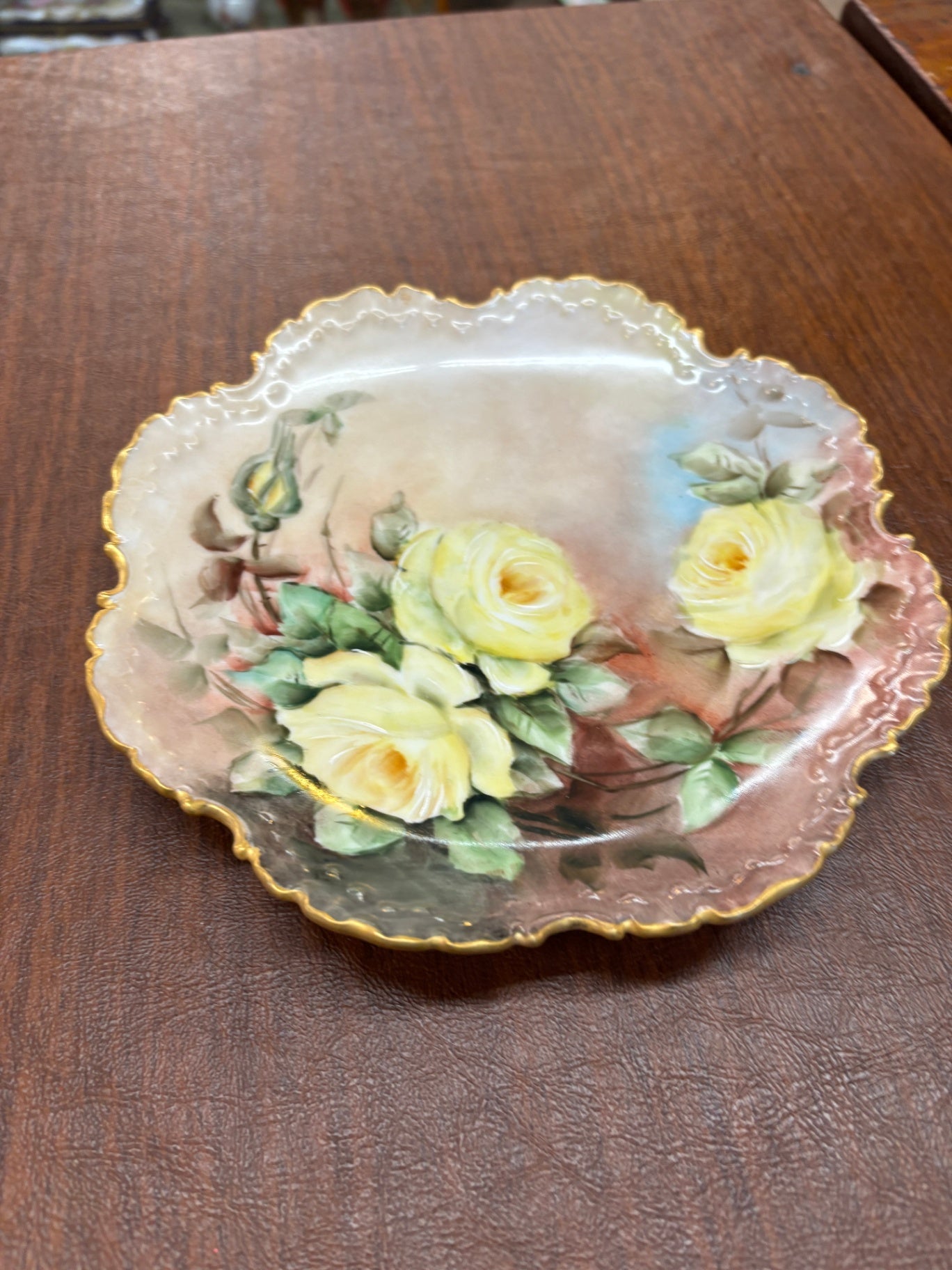 Vintage Shabby Chic Plate With  Gold Trim