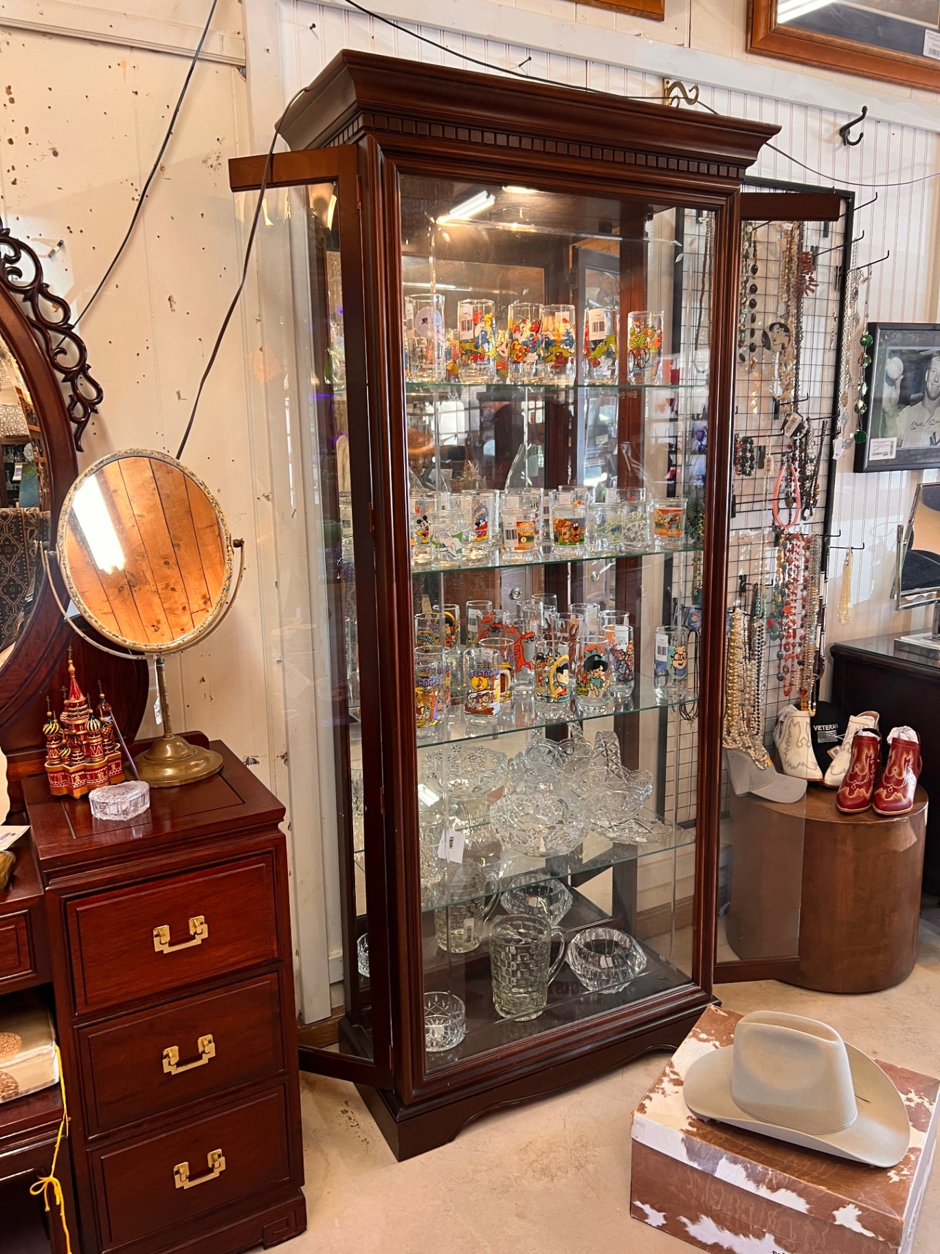 Side Door Glass Curio Cabinet