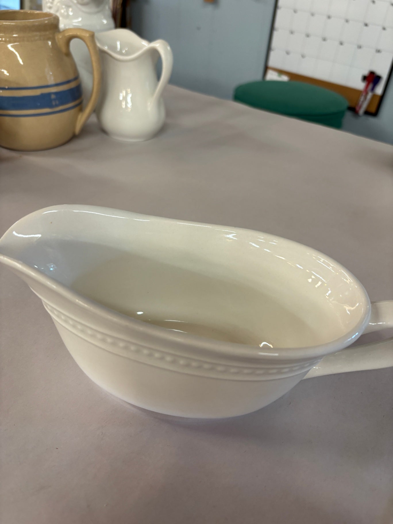 ceramic white gravy boat 9" long made in china