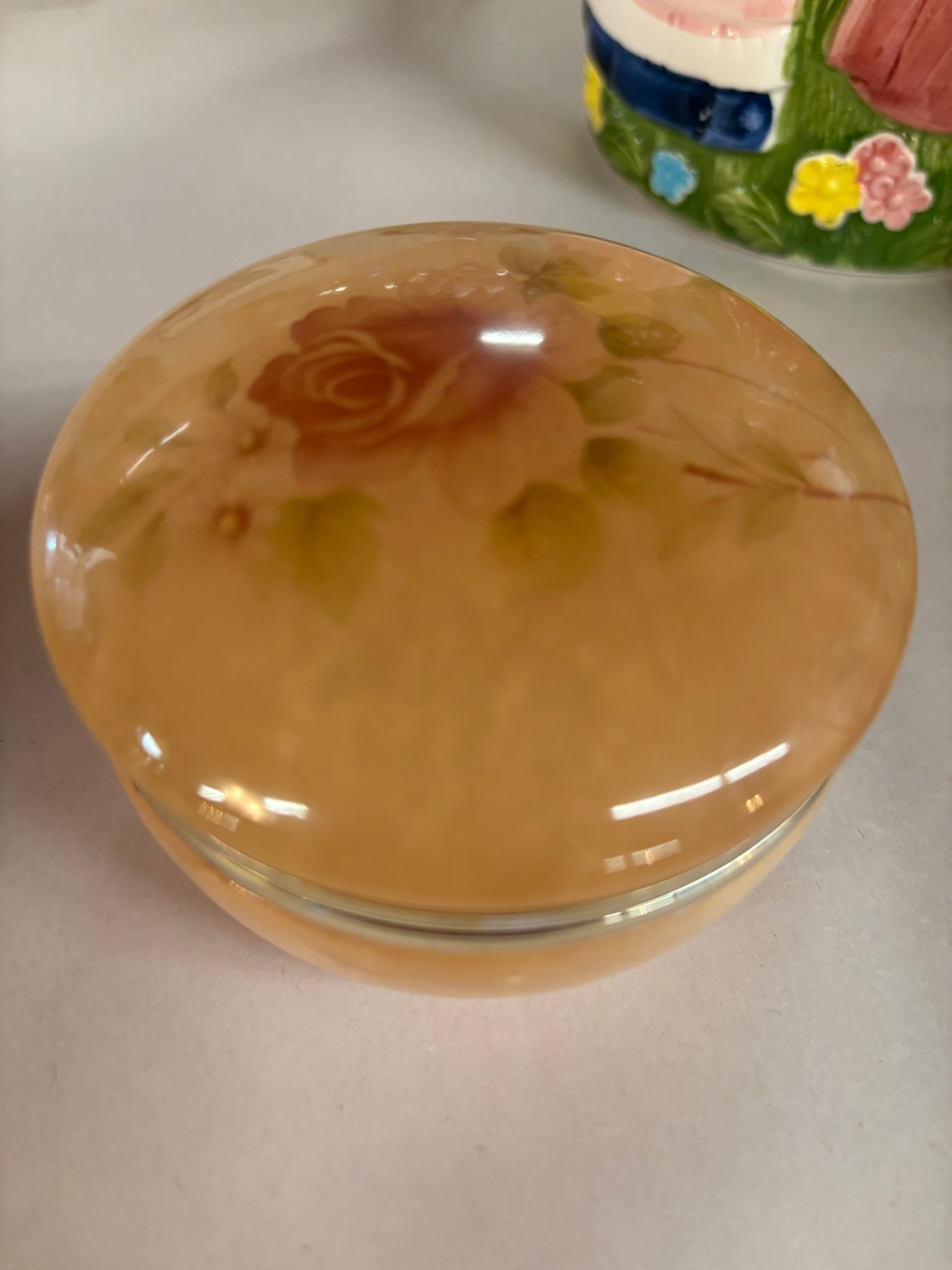 Vintage Italy Round genuine alabaster box Hand carved Vintage alabaster jewelry box 