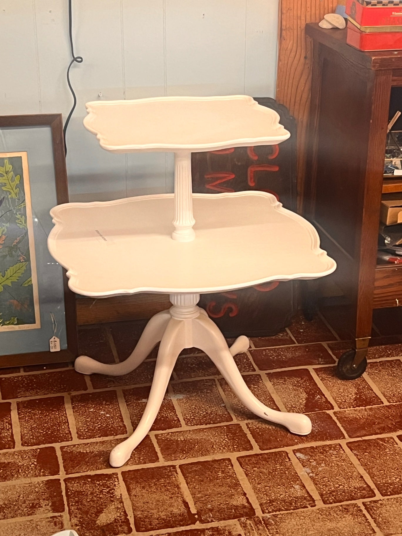 White Two Tier Wooden Scalloped Table