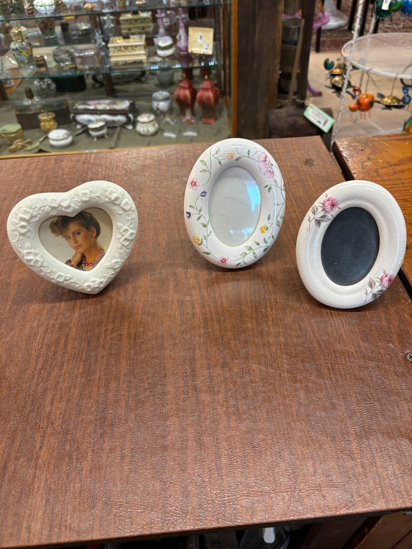 Assorted Vintage Frames Small