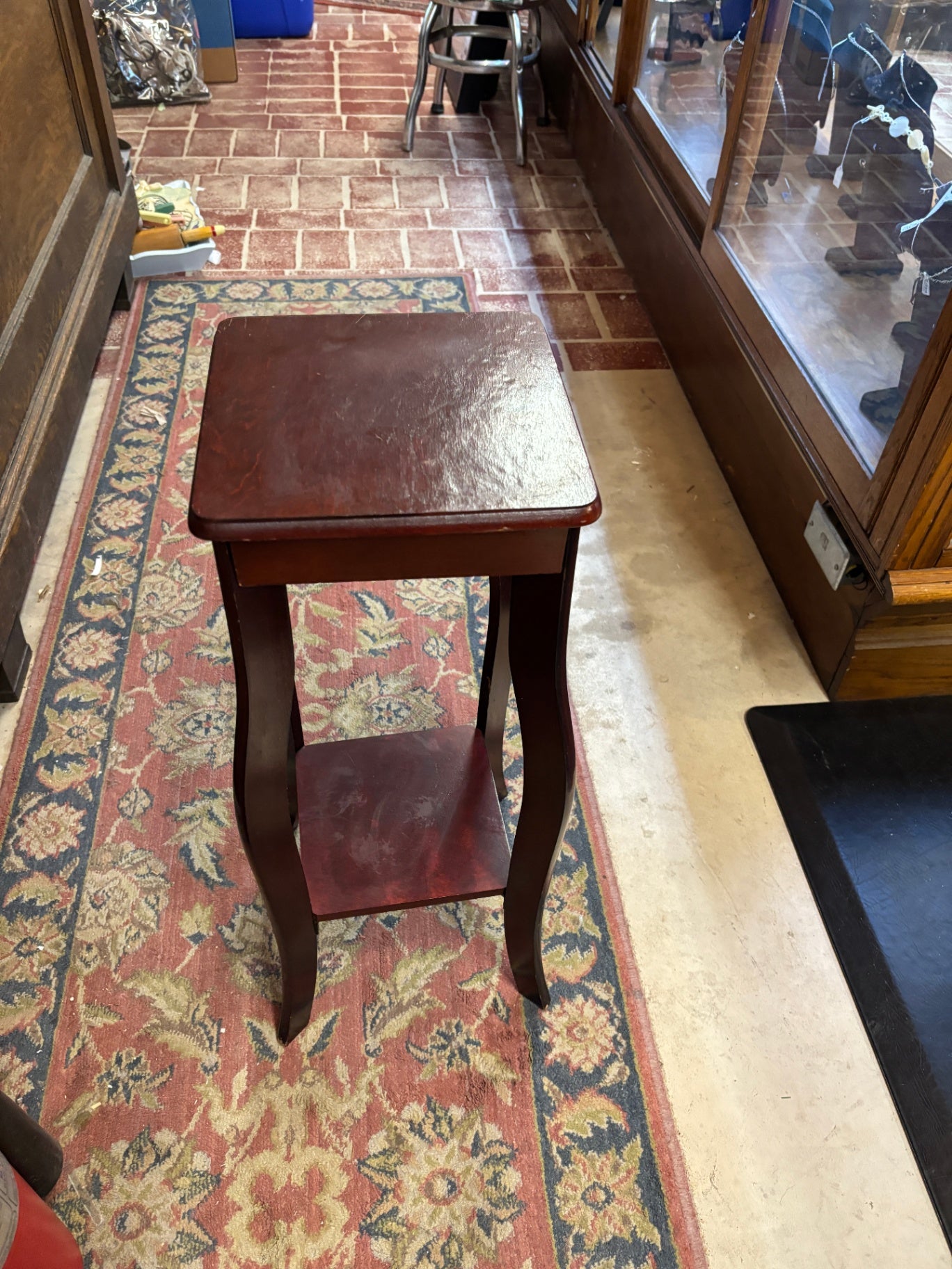 Small Plant Table
