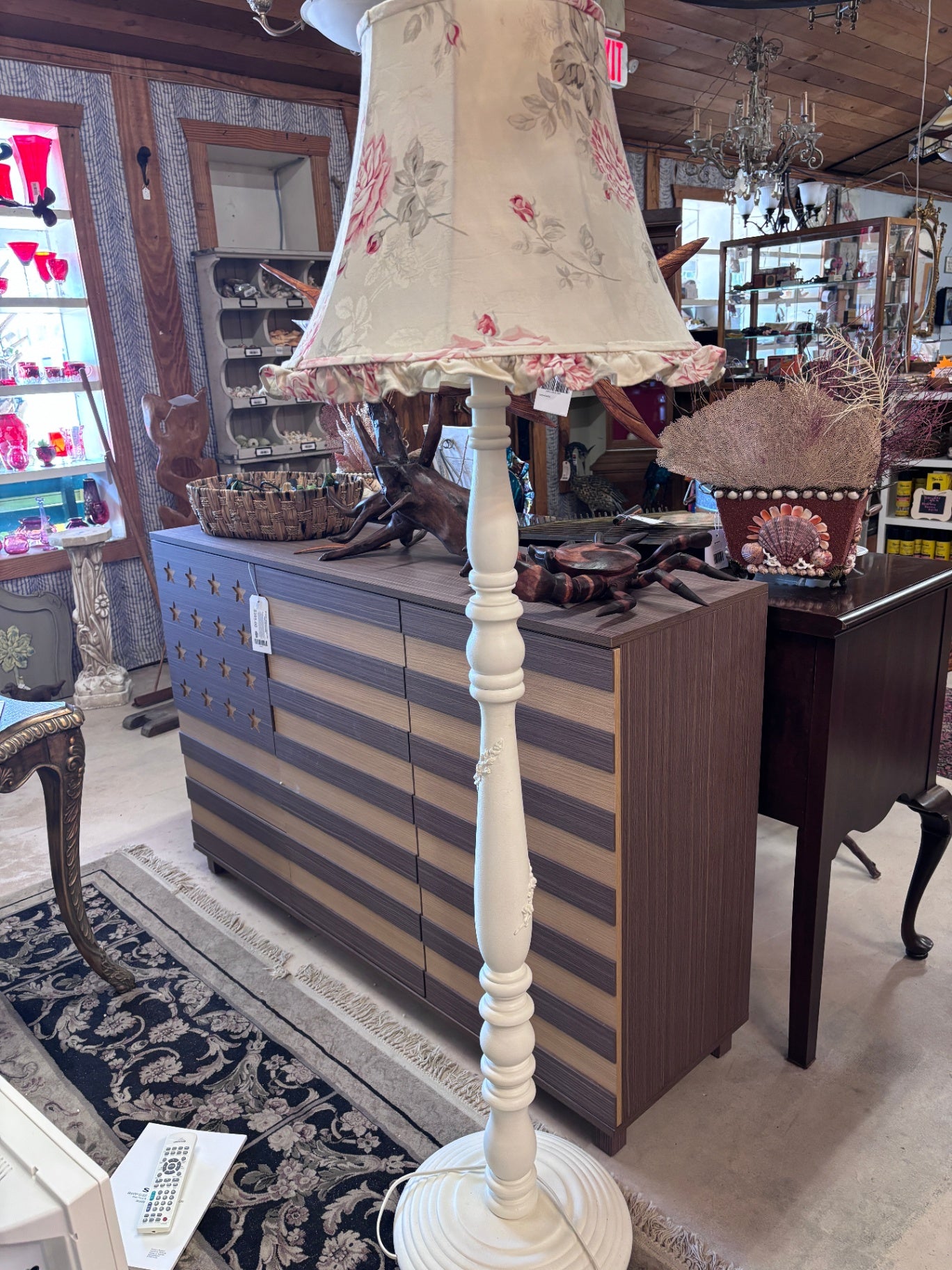 Shabby Chic Floor lamp