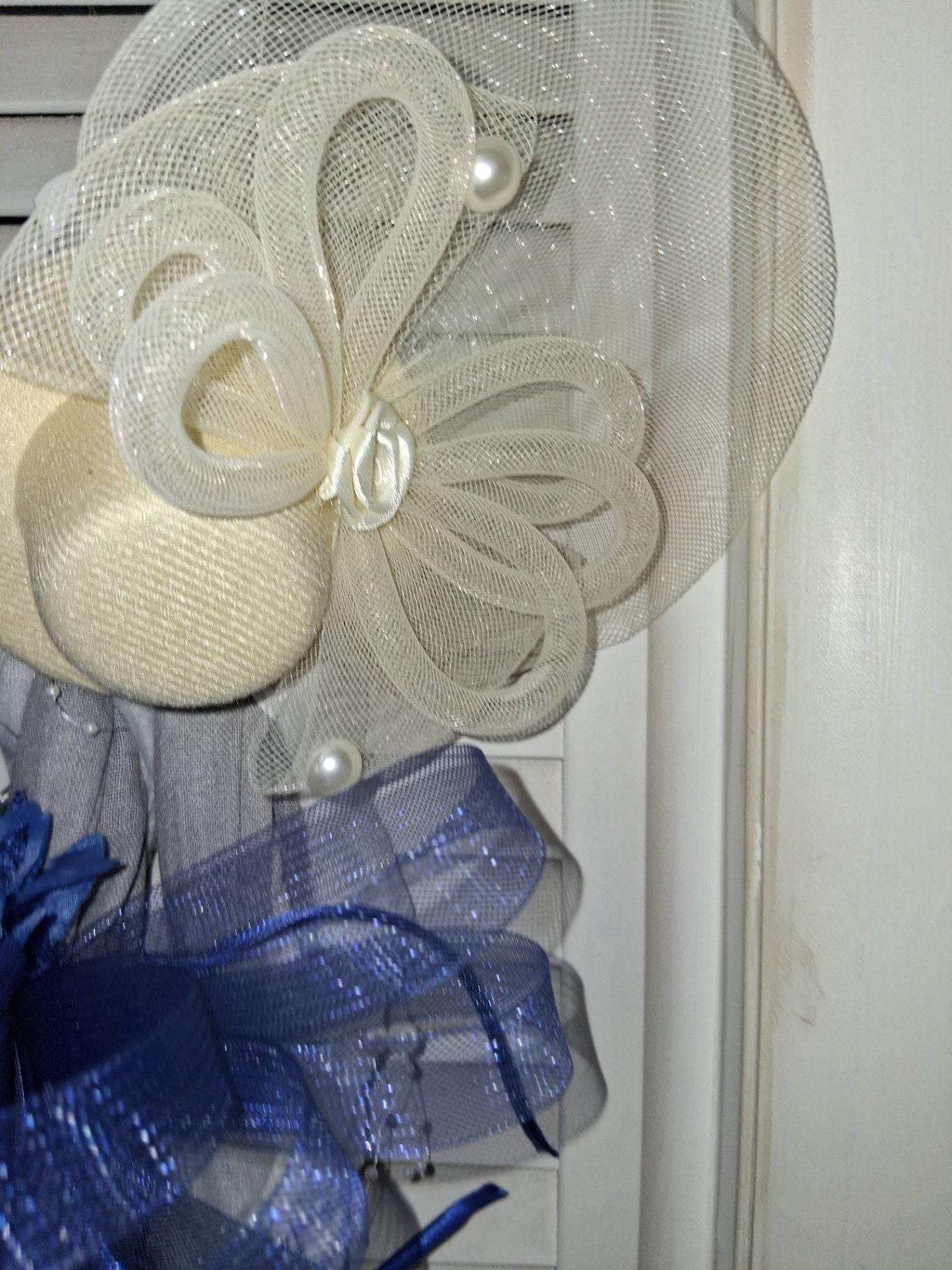 Cream fascinator dsc