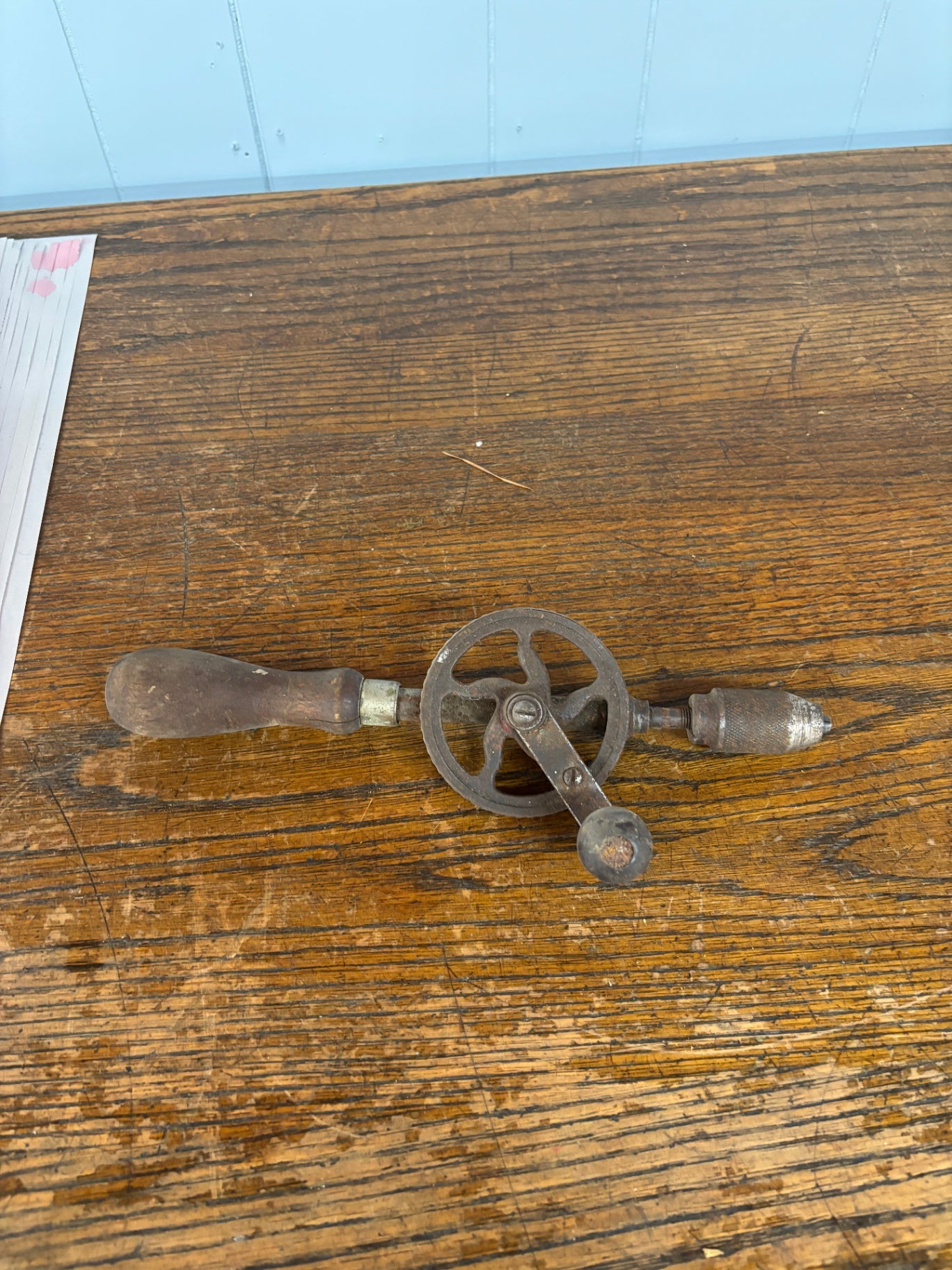Antique Eggbeater Hand Drill: Vintage Carpentry Tool with Wooden Handle