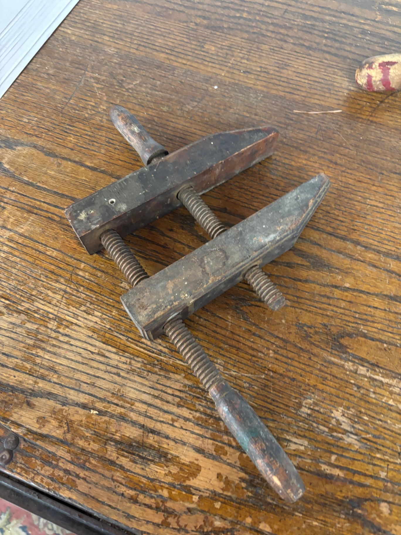 VINTAGE ALL WOOD /WOOD CLAMP