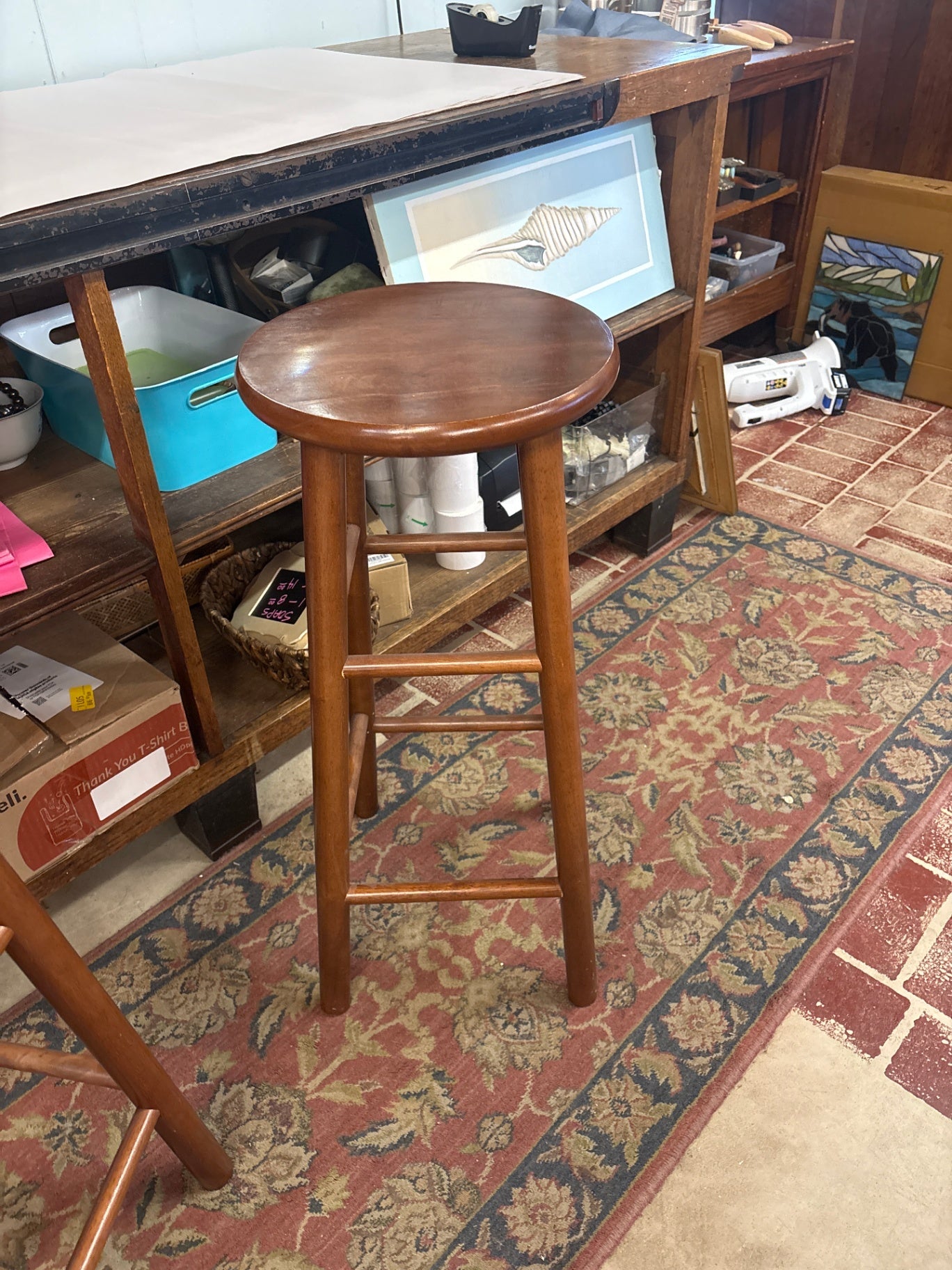 Set of 2 wooden bar/counter height stools
