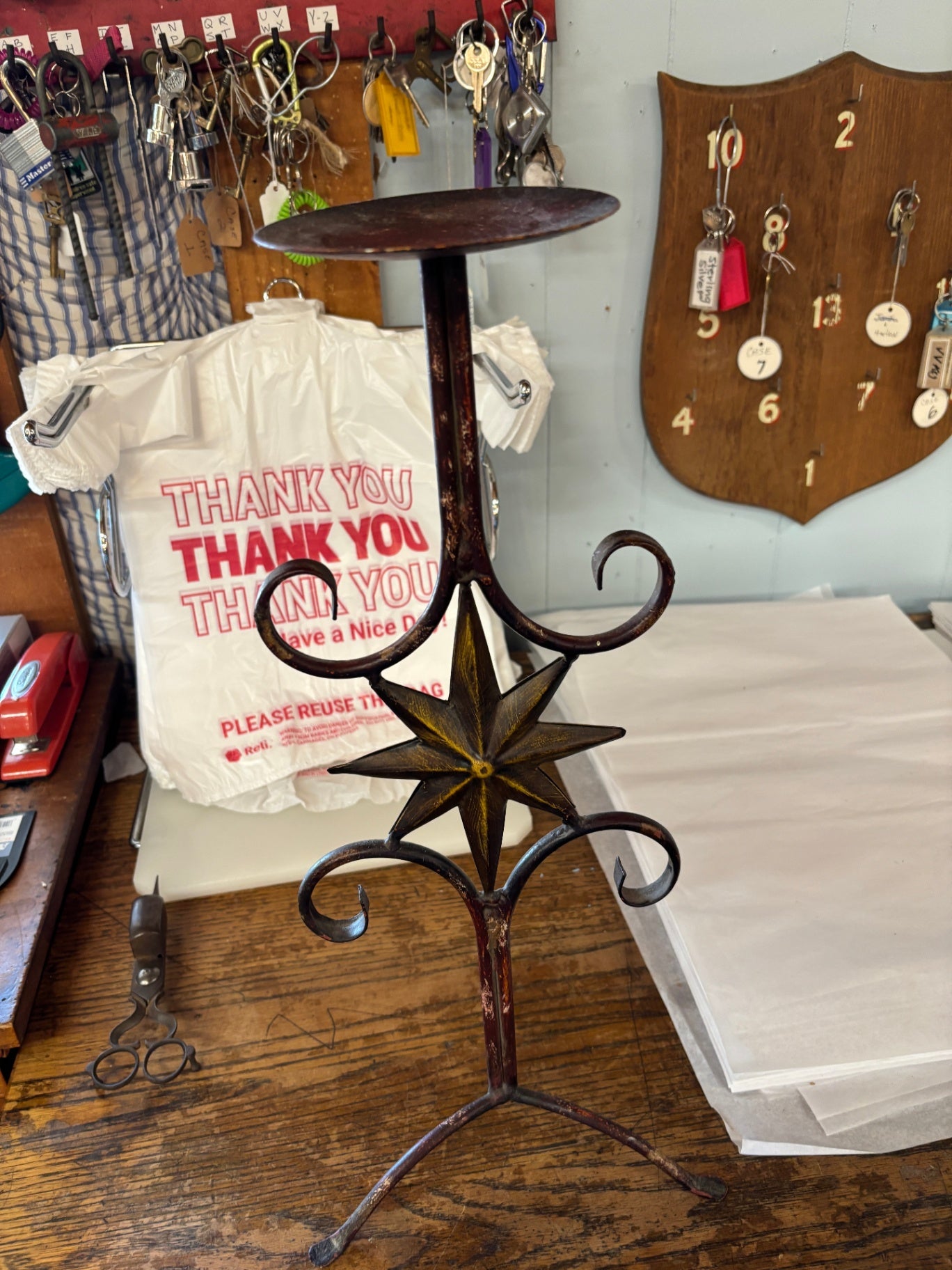 Metal candle Holder With Star