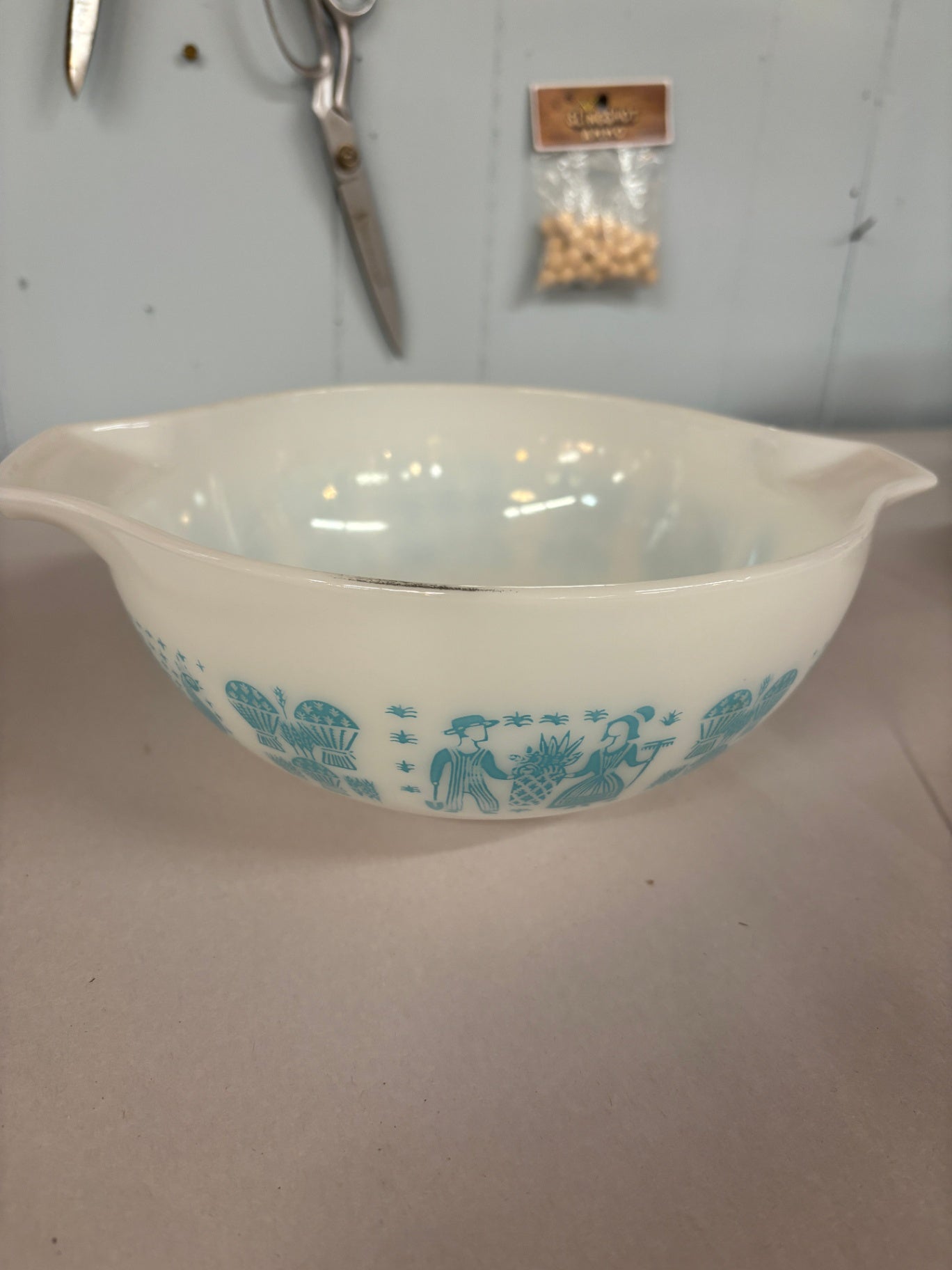 Pyrex Amish Butterprint Cinderella Mixing Bowl 1.5 Quarts