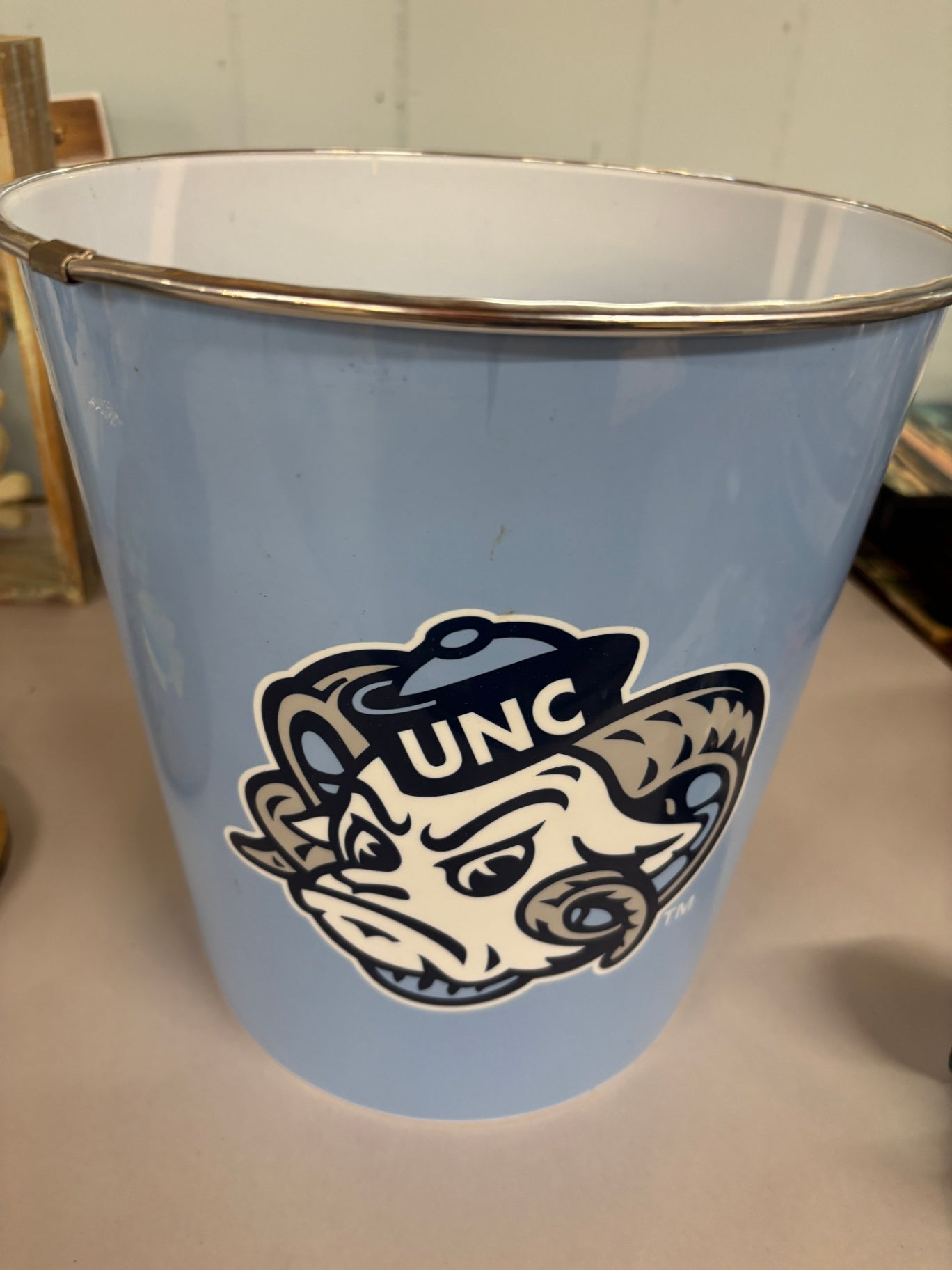Tar Heels Plastic Wastebasket