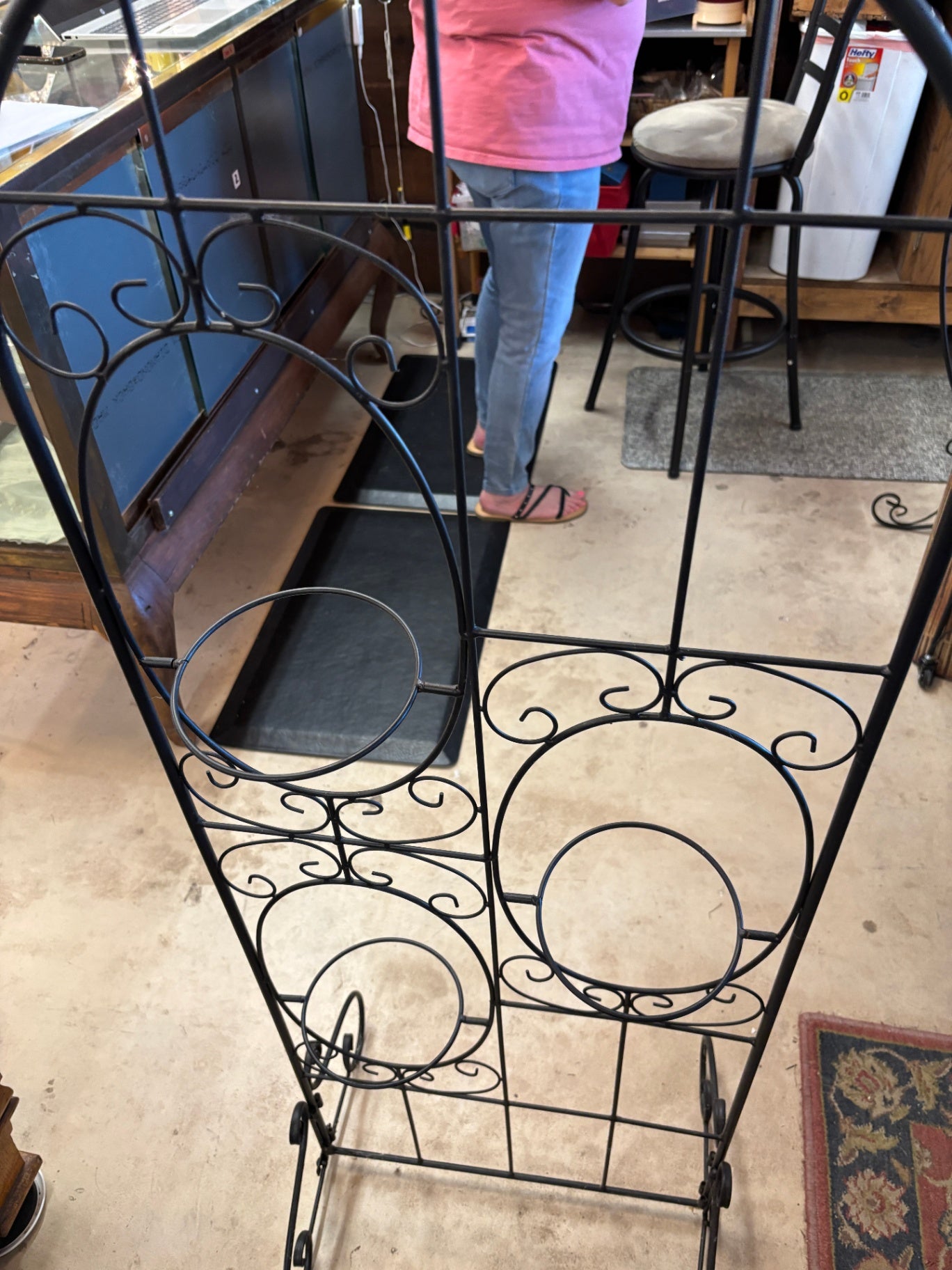 Black Metal Plant Stand